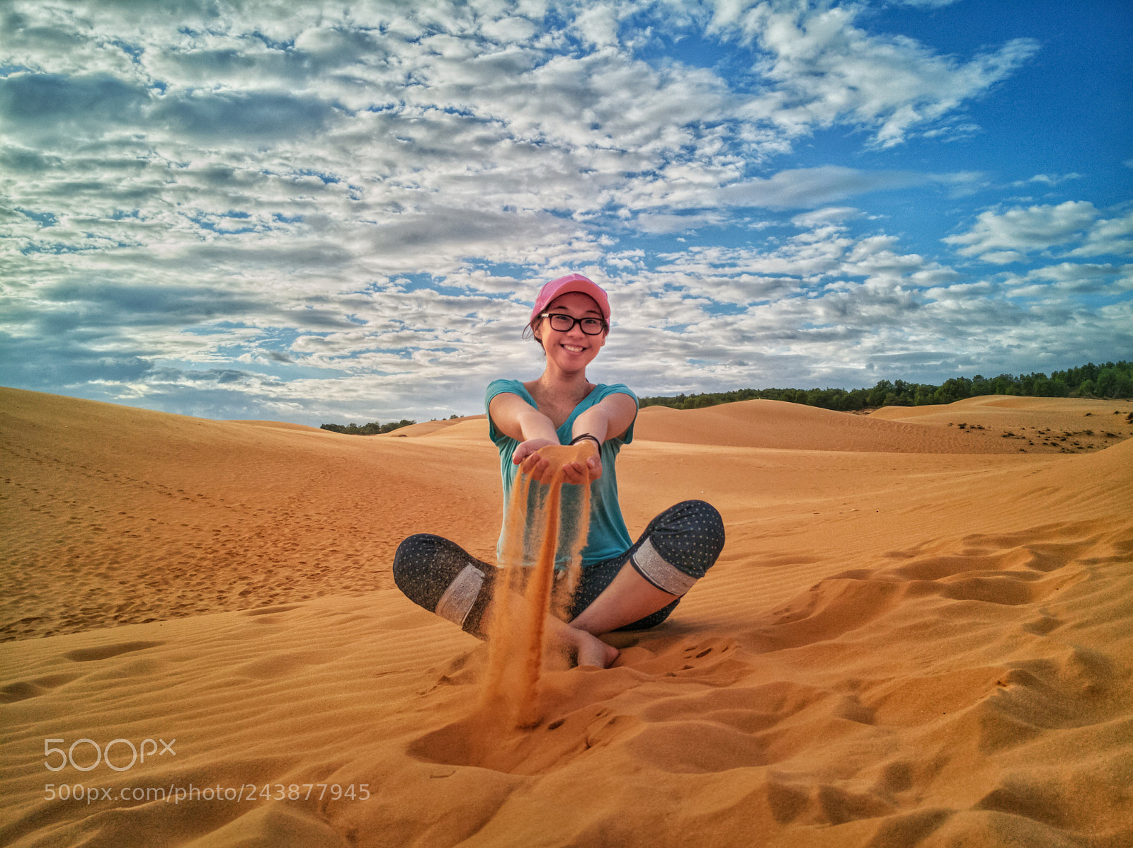 HUAWEI Mate 10 sample photo. Red sand dunes photography
