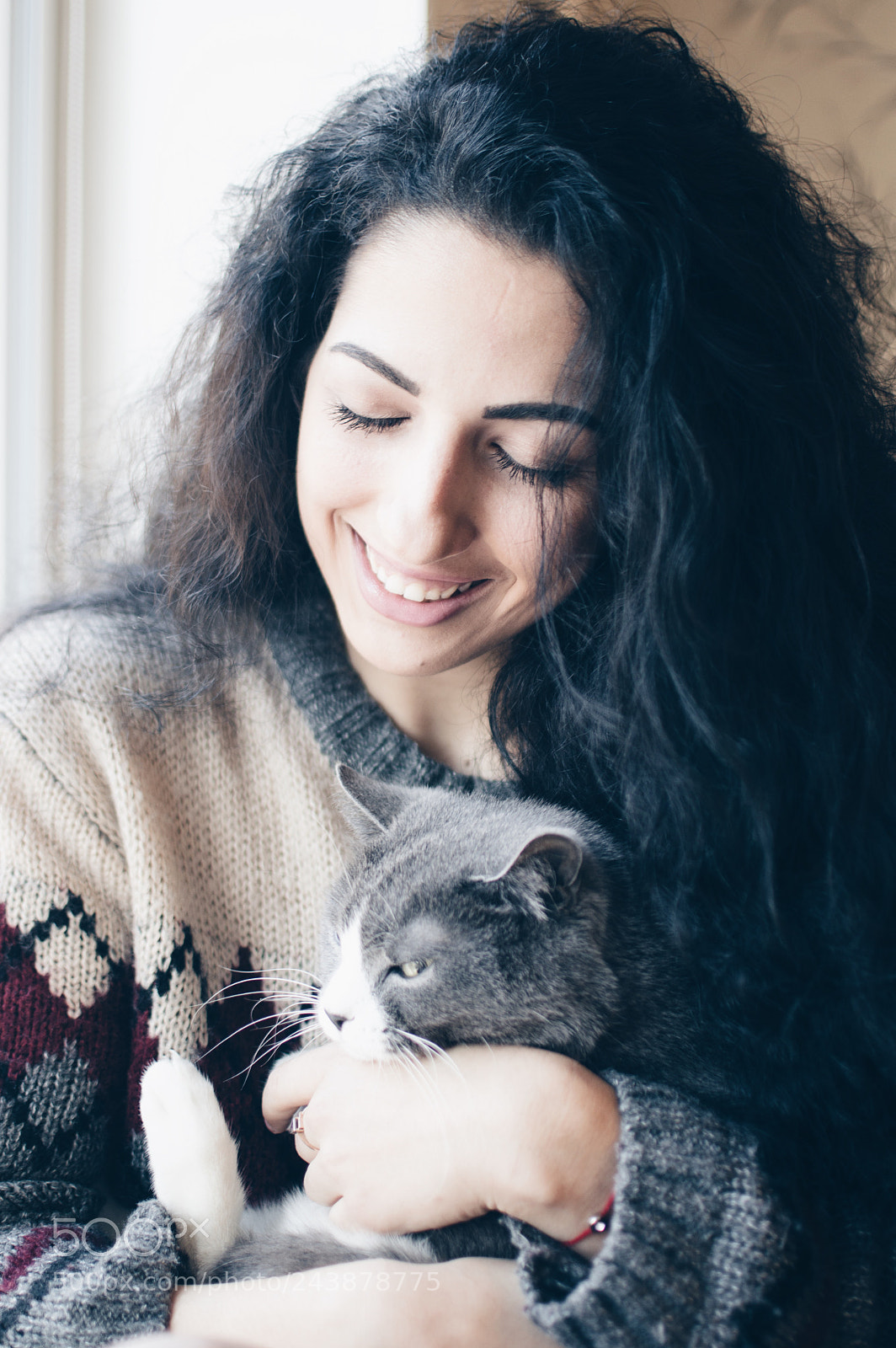 Nikon D3200 sample photo. Brunette with the cat  photography