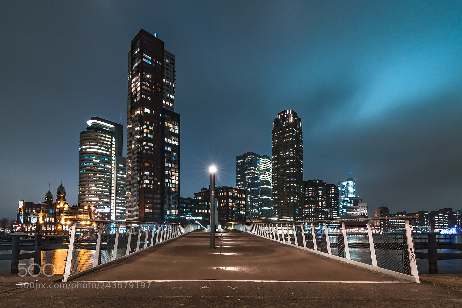 Nikon D500 sample photo. Rotterdam by night photography