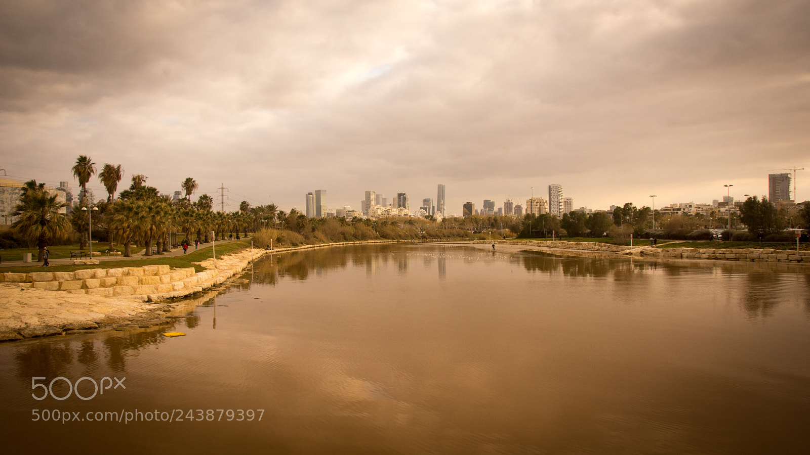 Sony SLT-A65 (SLT-A65V) sample photo. Tel aviv across the photography