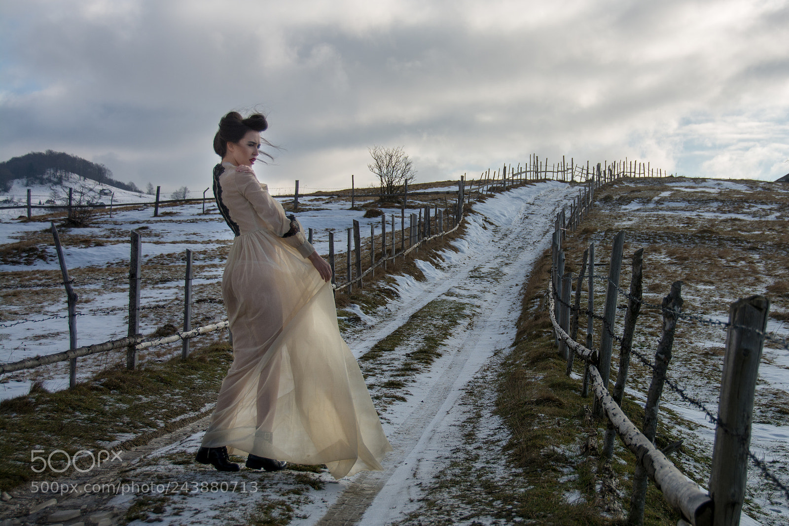 Nikon D7100 sample photo. Looking for another way... photography