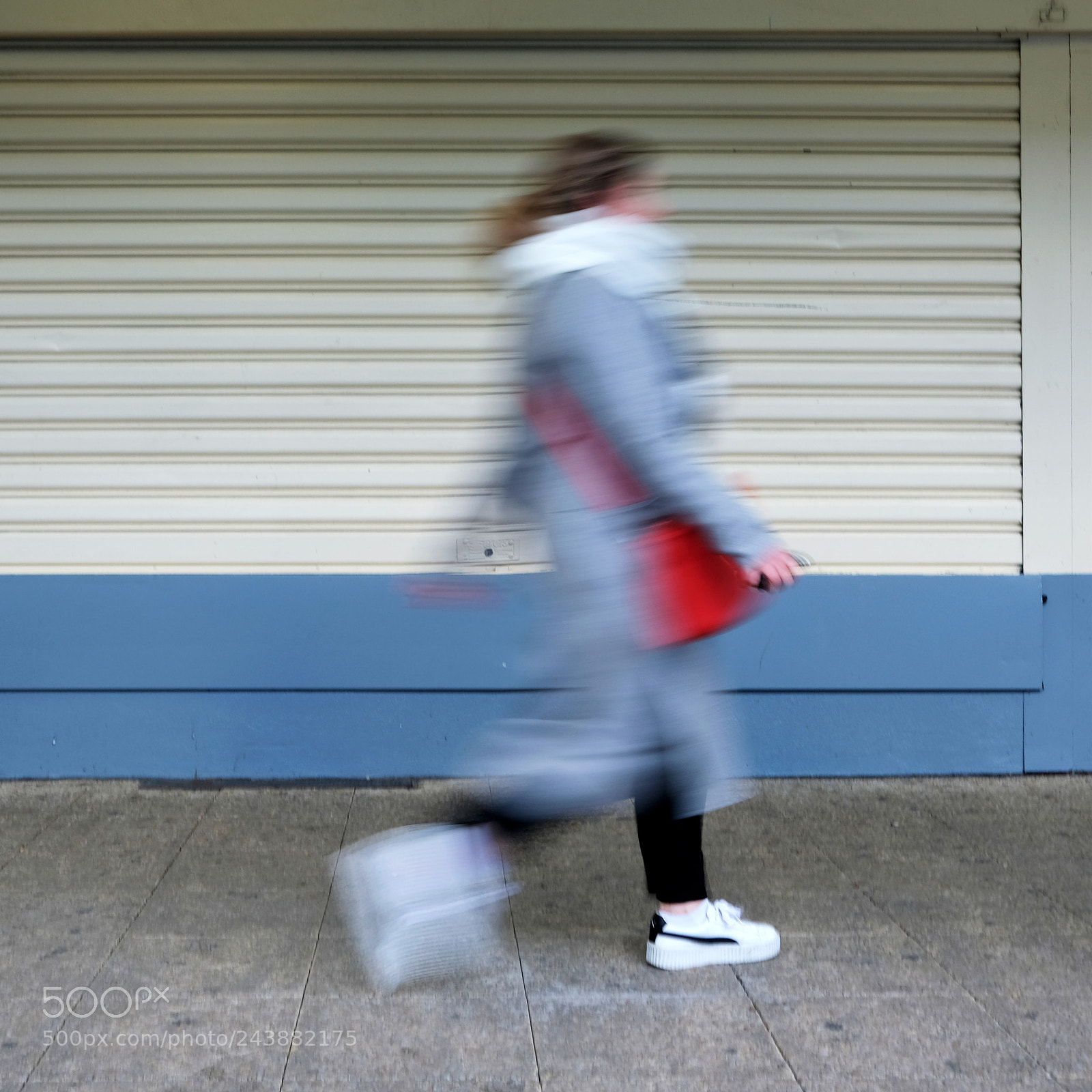 Fujifilm X-T20 sample photo. Red bag photography