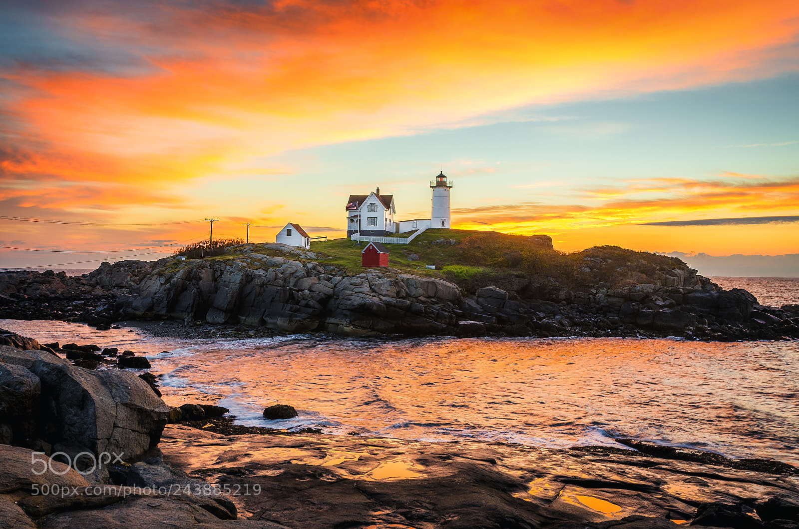Nikon D5100 sample photo. Nubble light photography