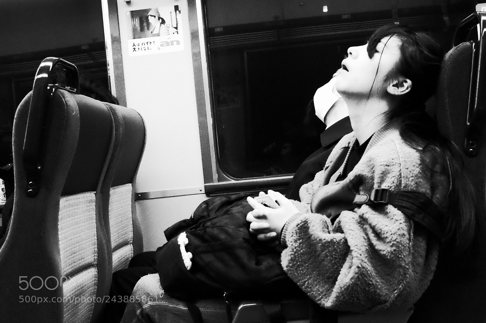 Ricoh GR II sample photo. Pray photography