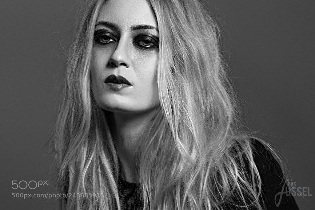 Nikon D800 sample photo. Black grey on a photography