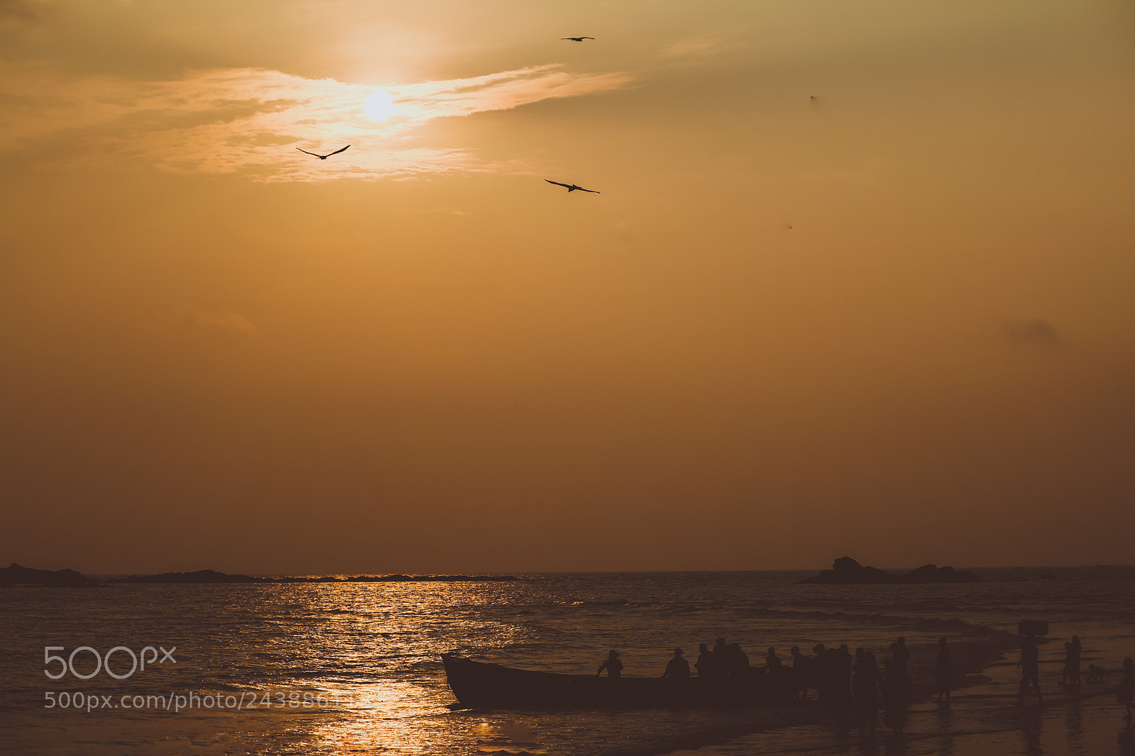Canon EOS 750D (EOS Rebel T6i / EOS Kiss X8i) sample photo. Dusk at the coast photography
