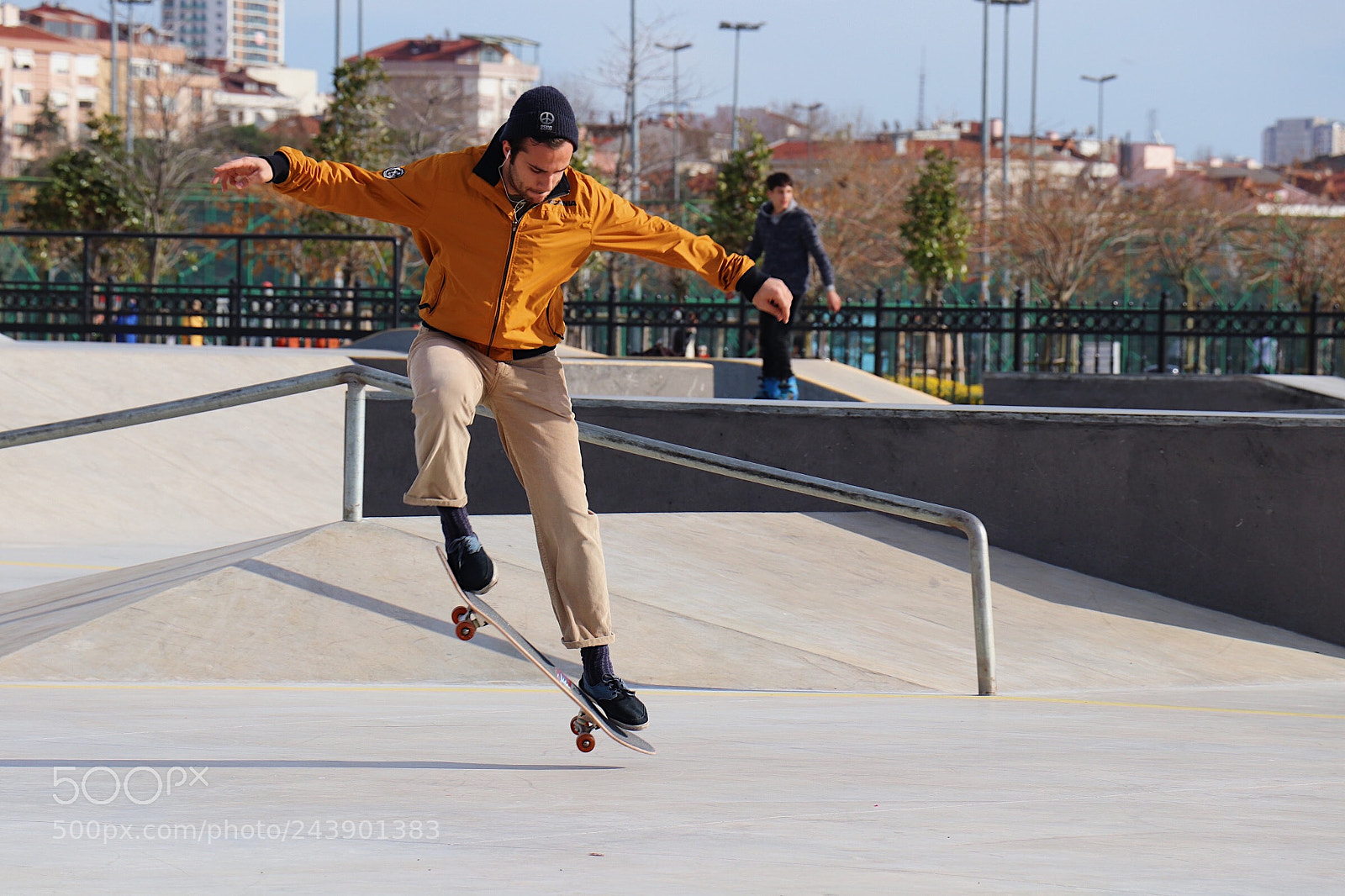 Canon EOS 77D (EOS 9000D / EOS 770D) sample photo. Dancing with skateboard photography