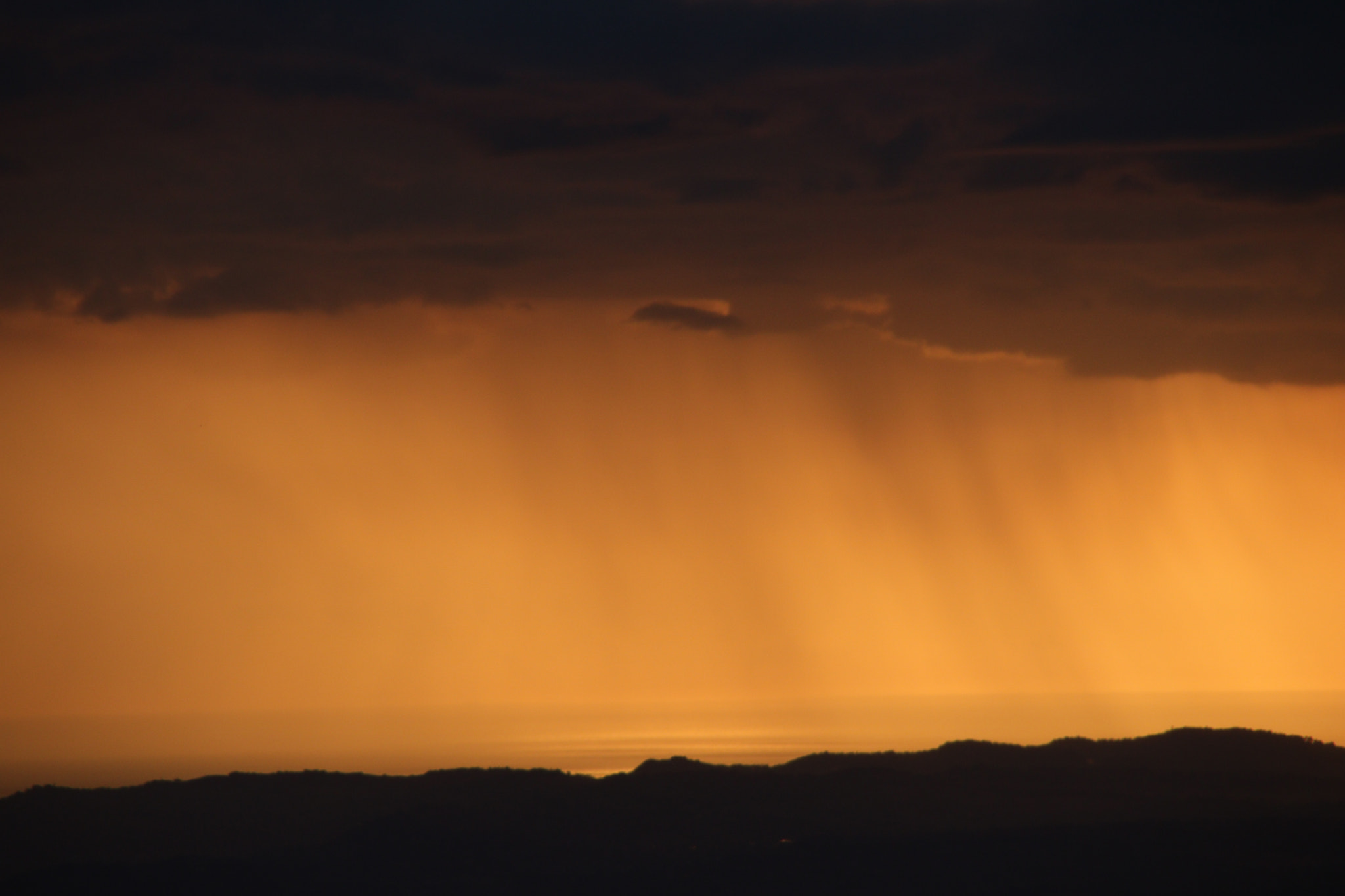 Sigma 18-200mm f/3.5-6.3 DC OS sample photo. Dawn and rain 1 photography