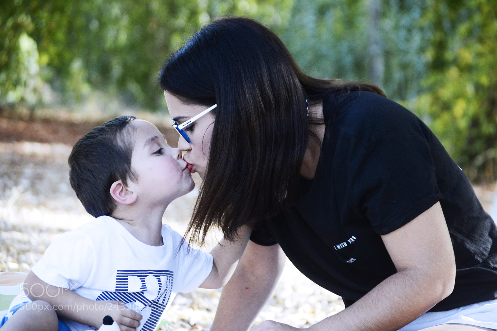 Nikon D3100 sample photo. Mother love photography
