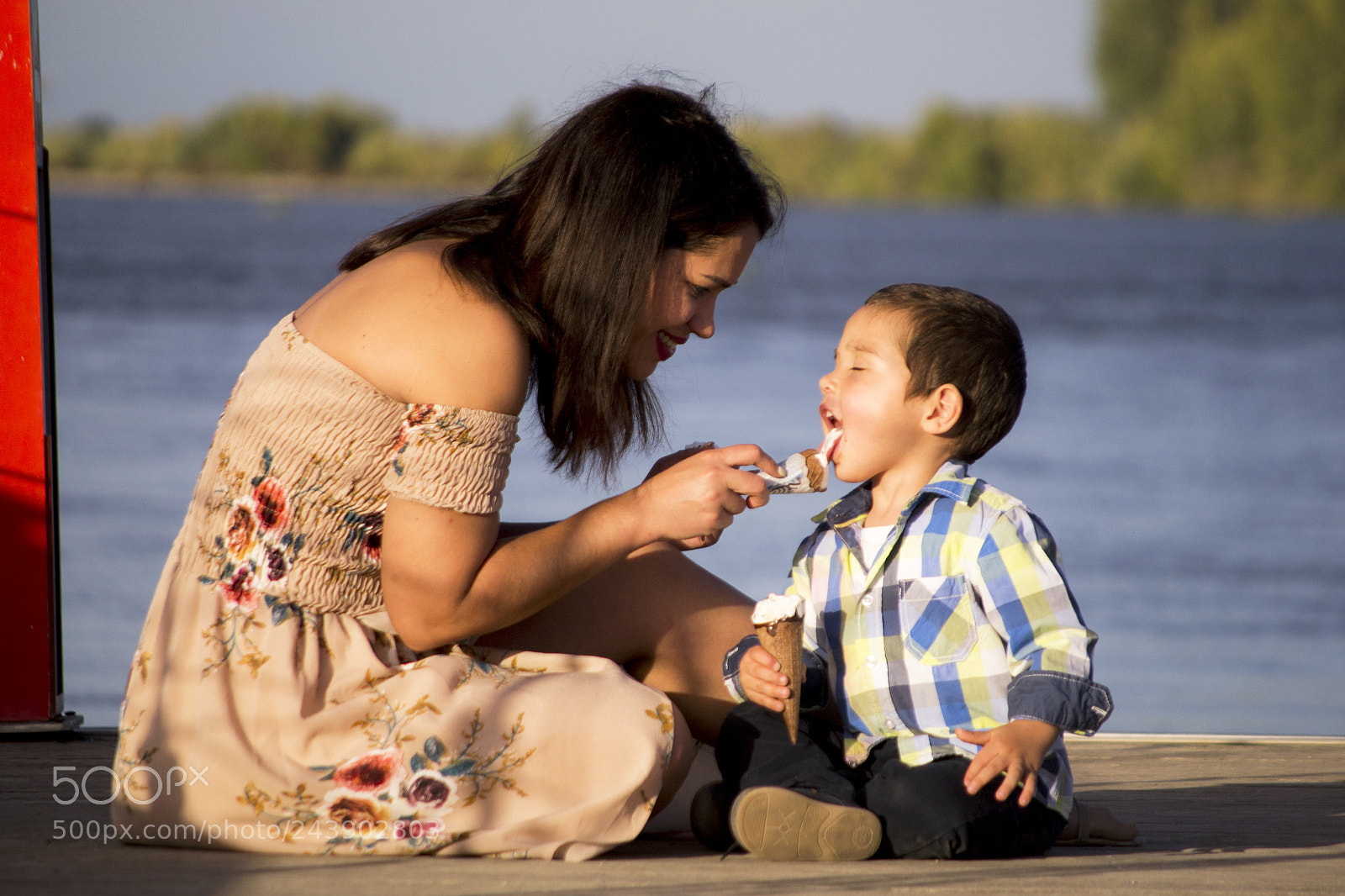 Nikon D3100 sample photo. Mother love photography