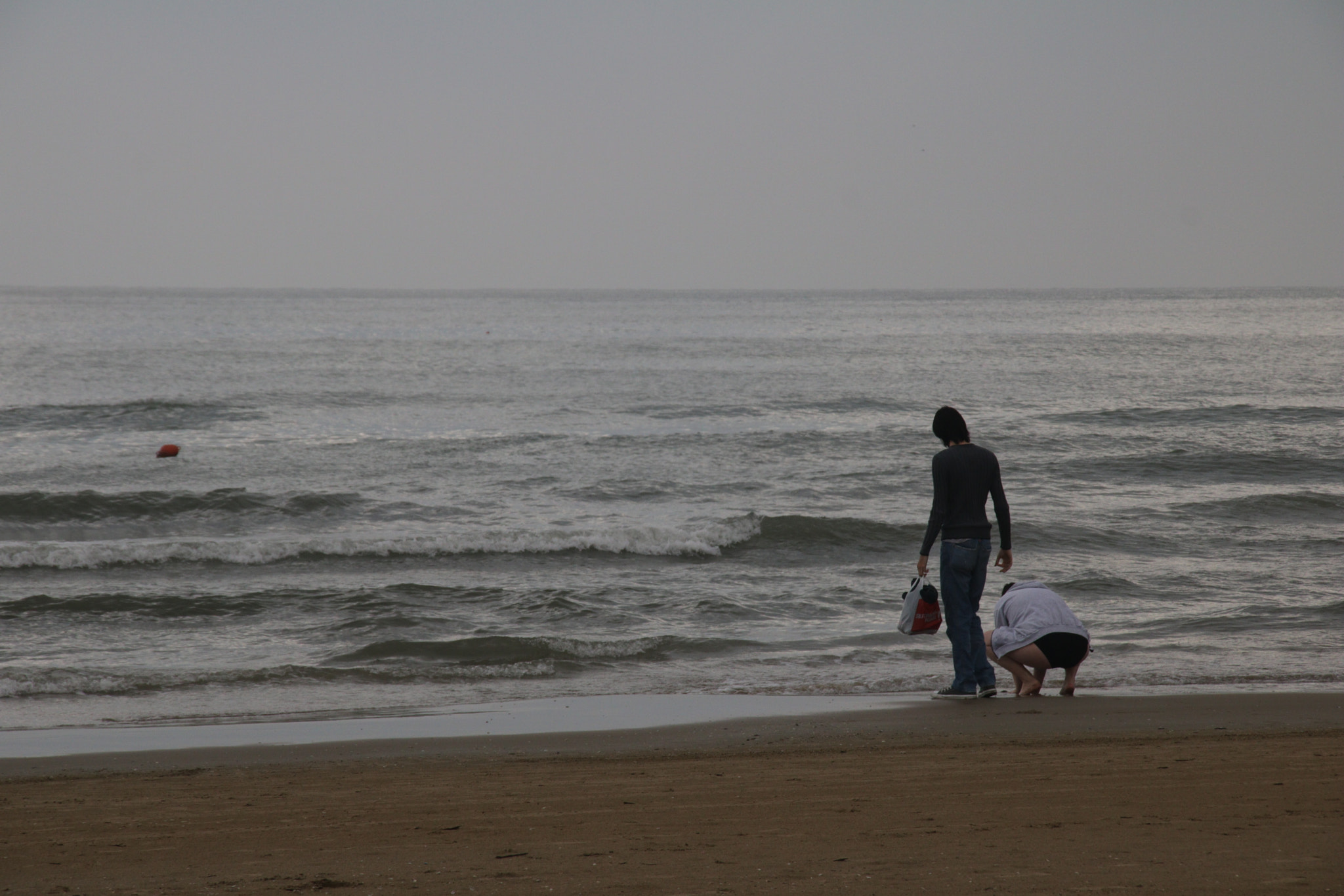 Canon EOS 760D (EOS Rebel T6s / EOS 8000D) sample photo. Beachcombers on the adriatic sea photography
