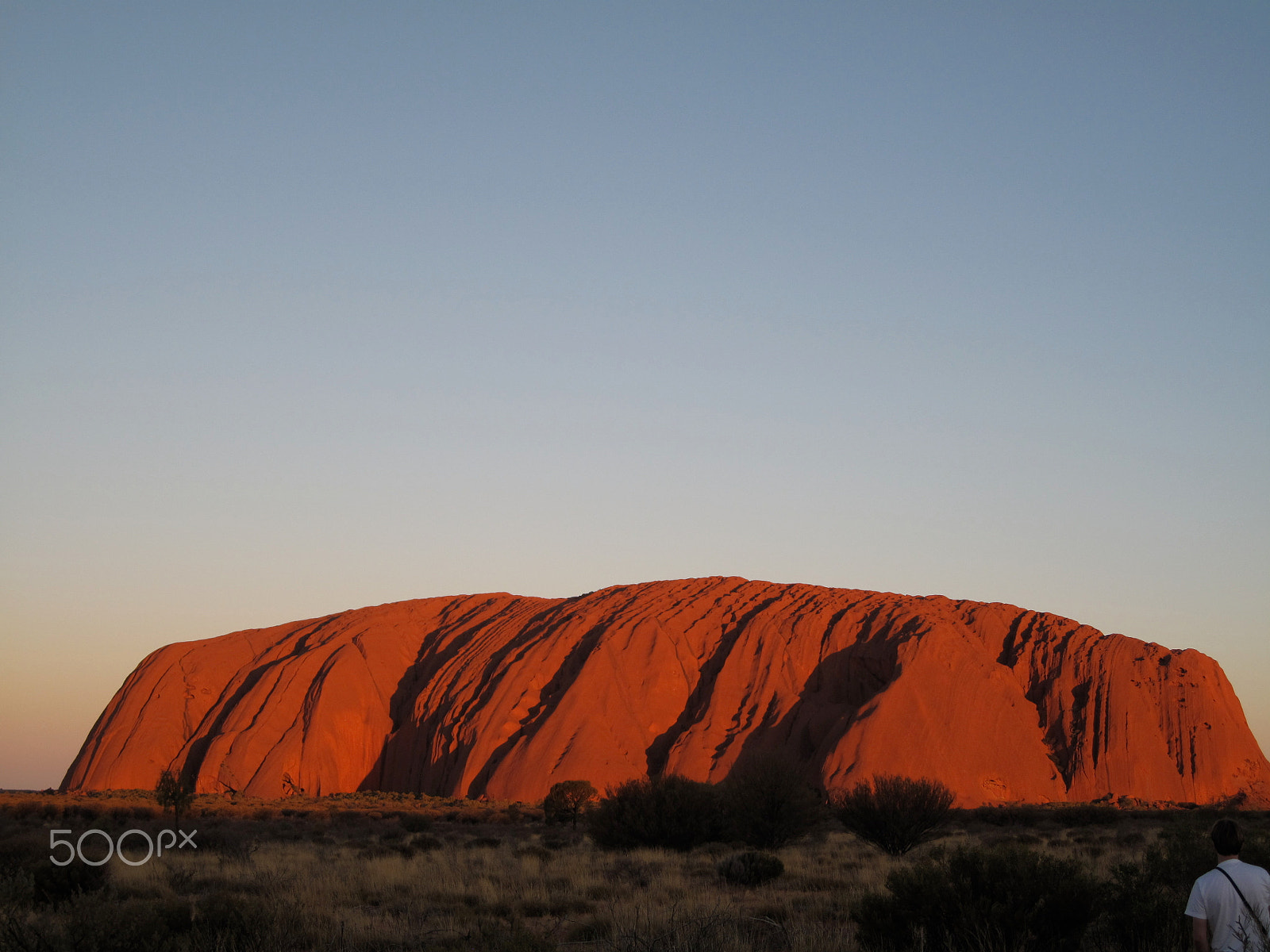 Canon PowerShot SD990 IS (Digital IXUS 980 IS / IXY Digital 3000 IS) sample photo. Majestic uluru at sunset on a clear winter's evening photography