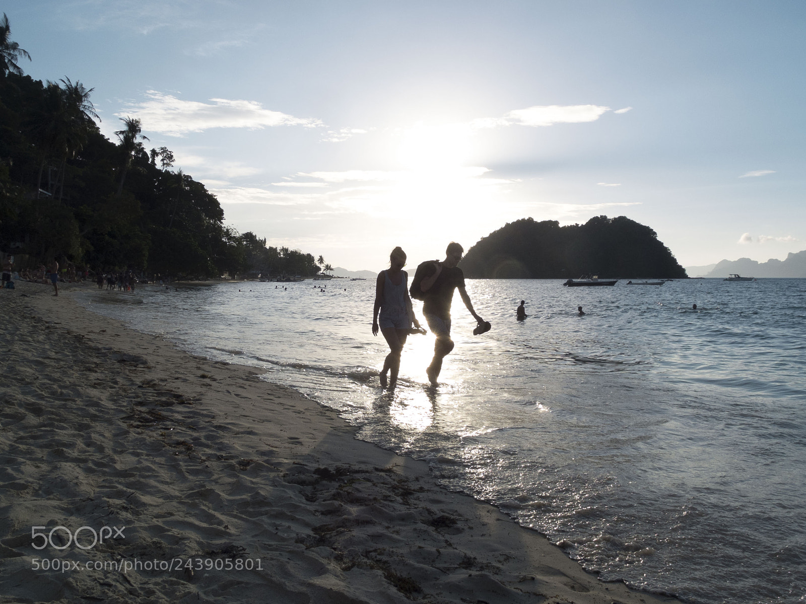 Fujifilm X10 sample photo. Maremegmeg beach couple photography