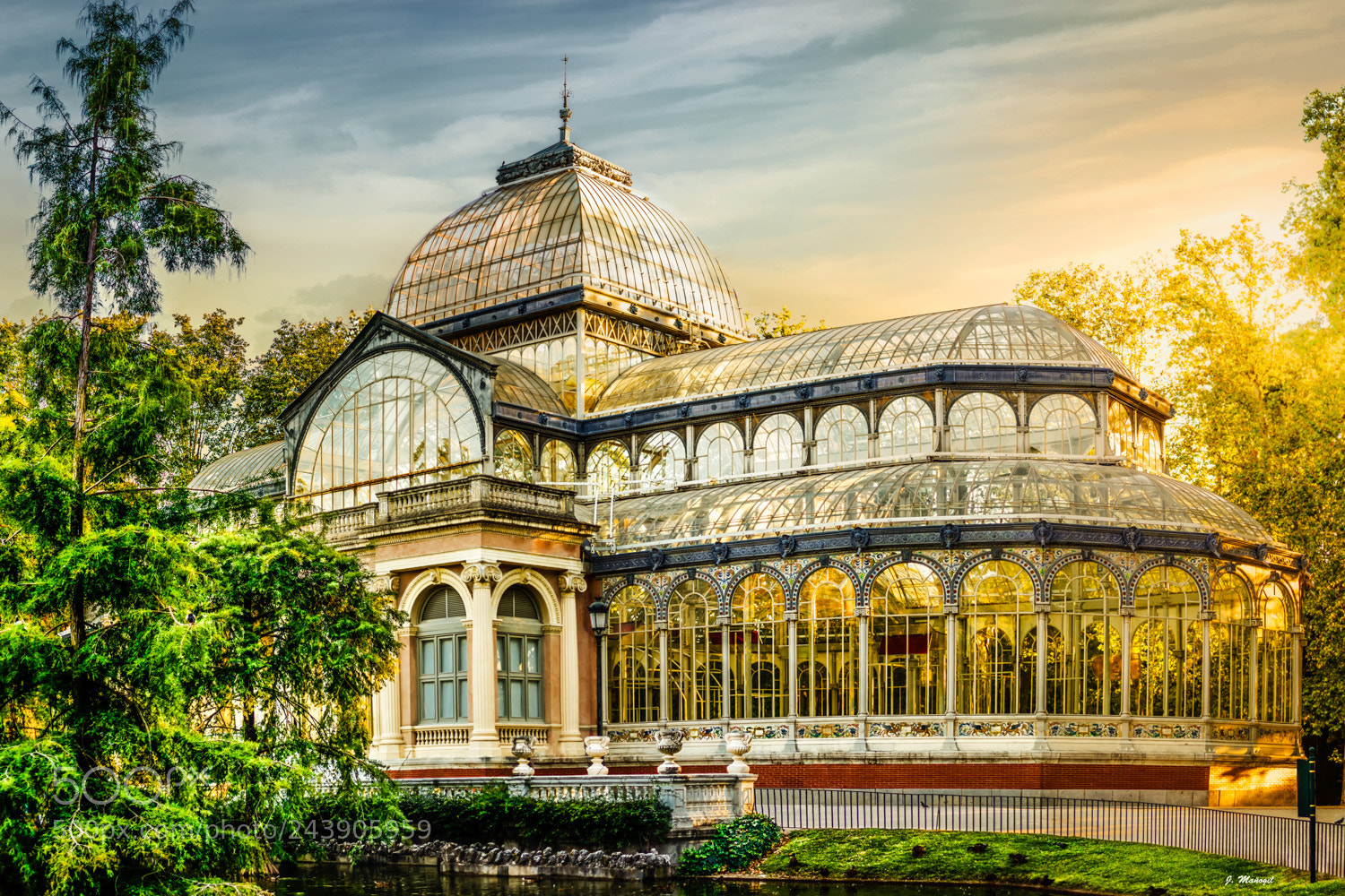 Canon EOS 100D (EOS Rebel SL1 / EOS Kiss X7) sample photo. Palacio de cristal photography