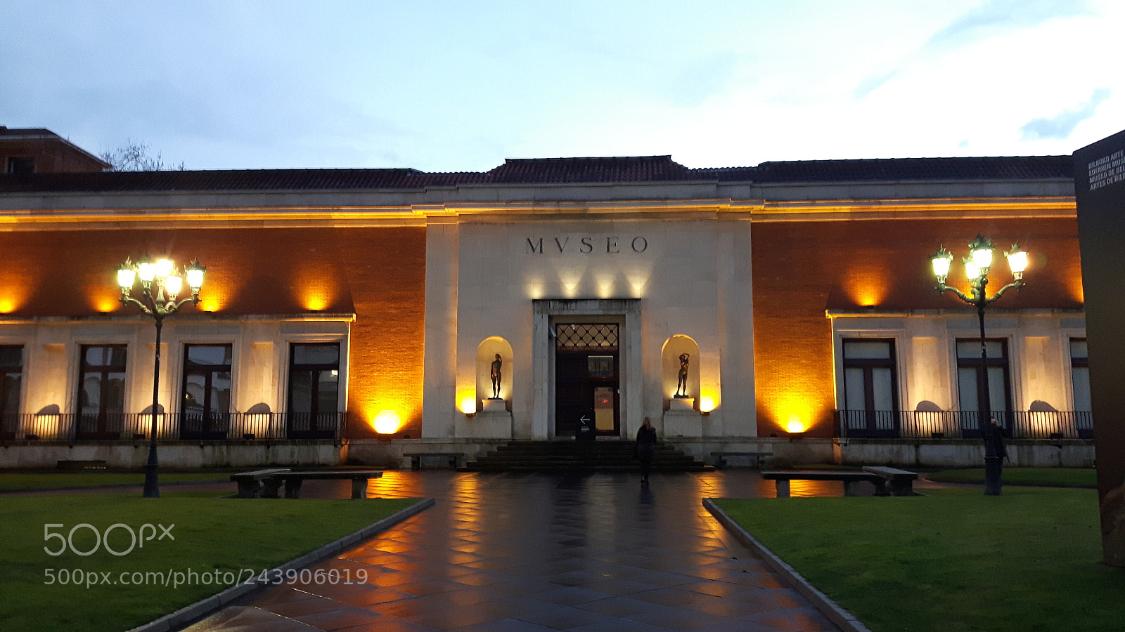 Samsung Galaxy S5 Neo sample photo. Museo photography