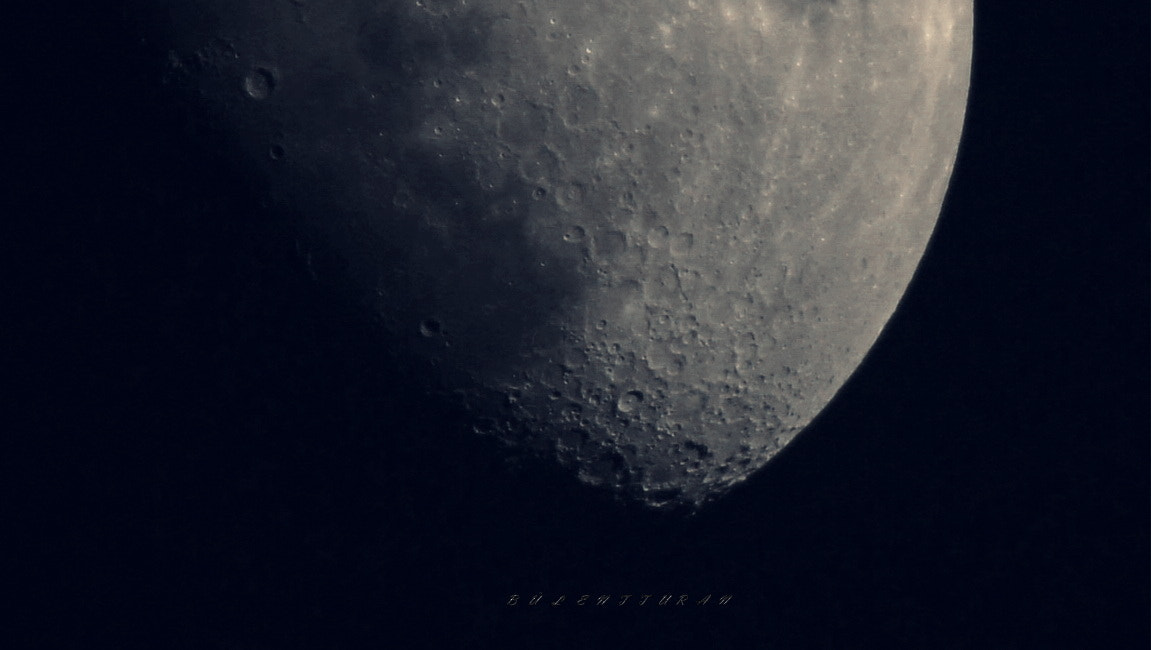 Sony SLT-A55 (SLT-A55V) sample photo. Moon photography