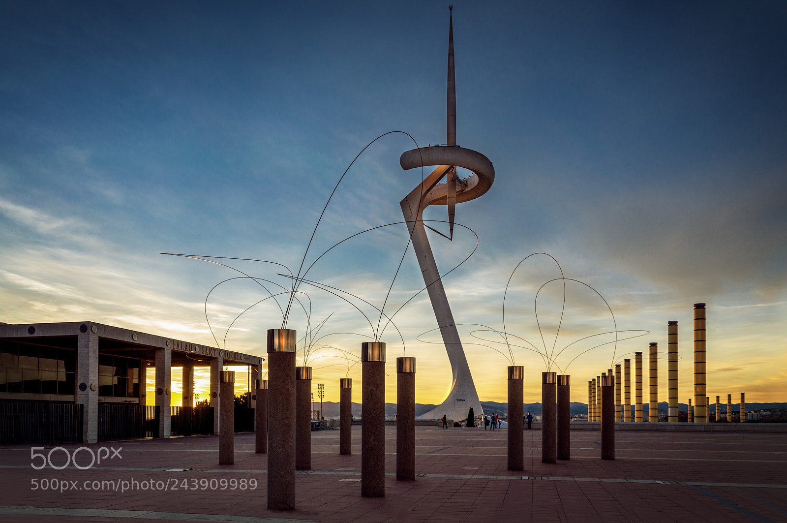 Nikon D3200 sample photo. Torre de calatrava photography