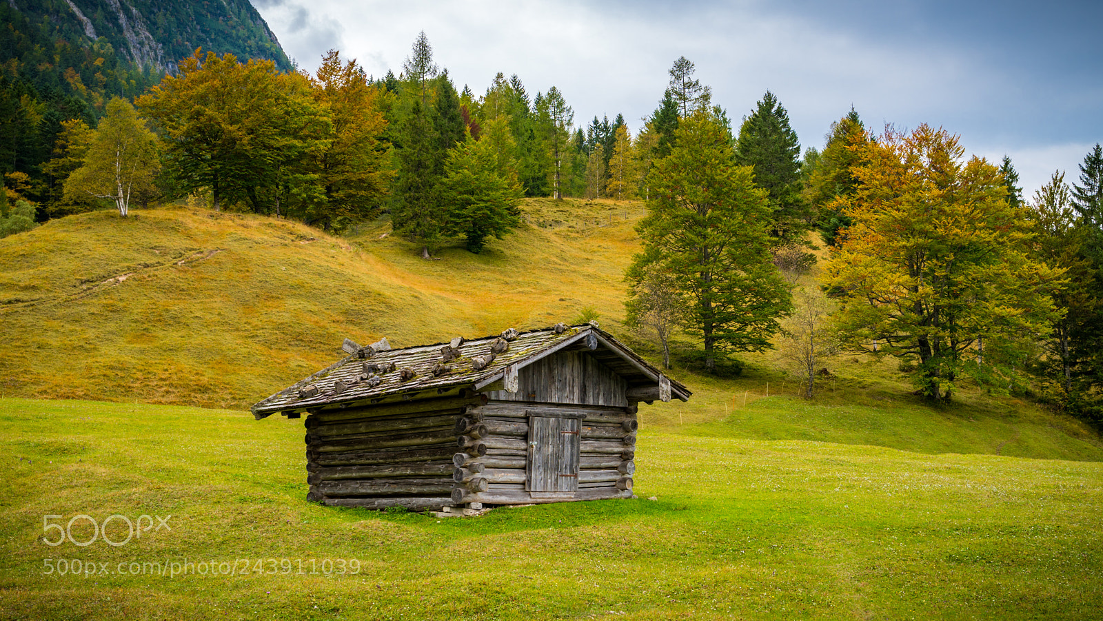 Sony a6500 sample photo. Bavarian barn photography
