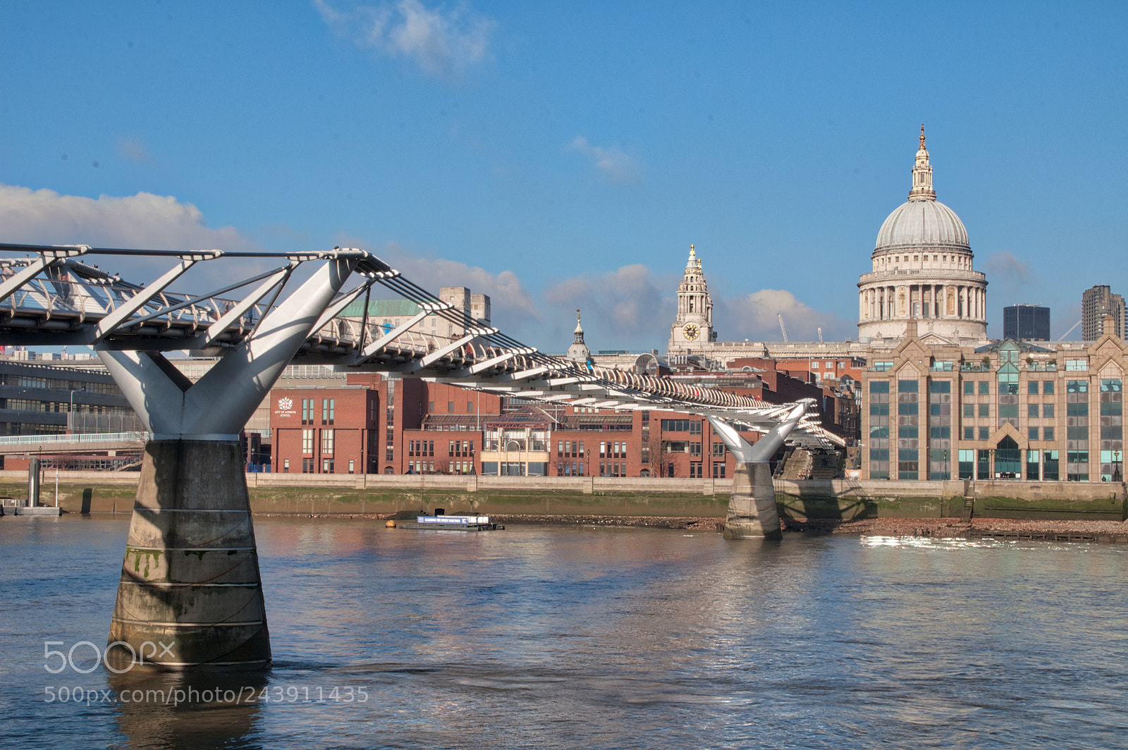 Nikon D90 sample photo. Millennium bridge photography