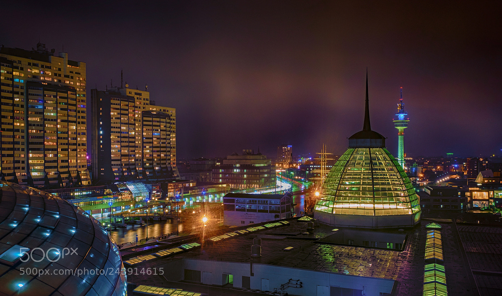 Fujifilm X100S sample photo. Bremerhaven nights photography