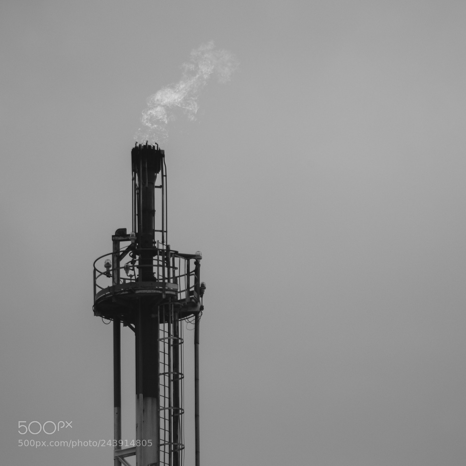 Sony SLT-A58 sample photo. Fire and fog photography