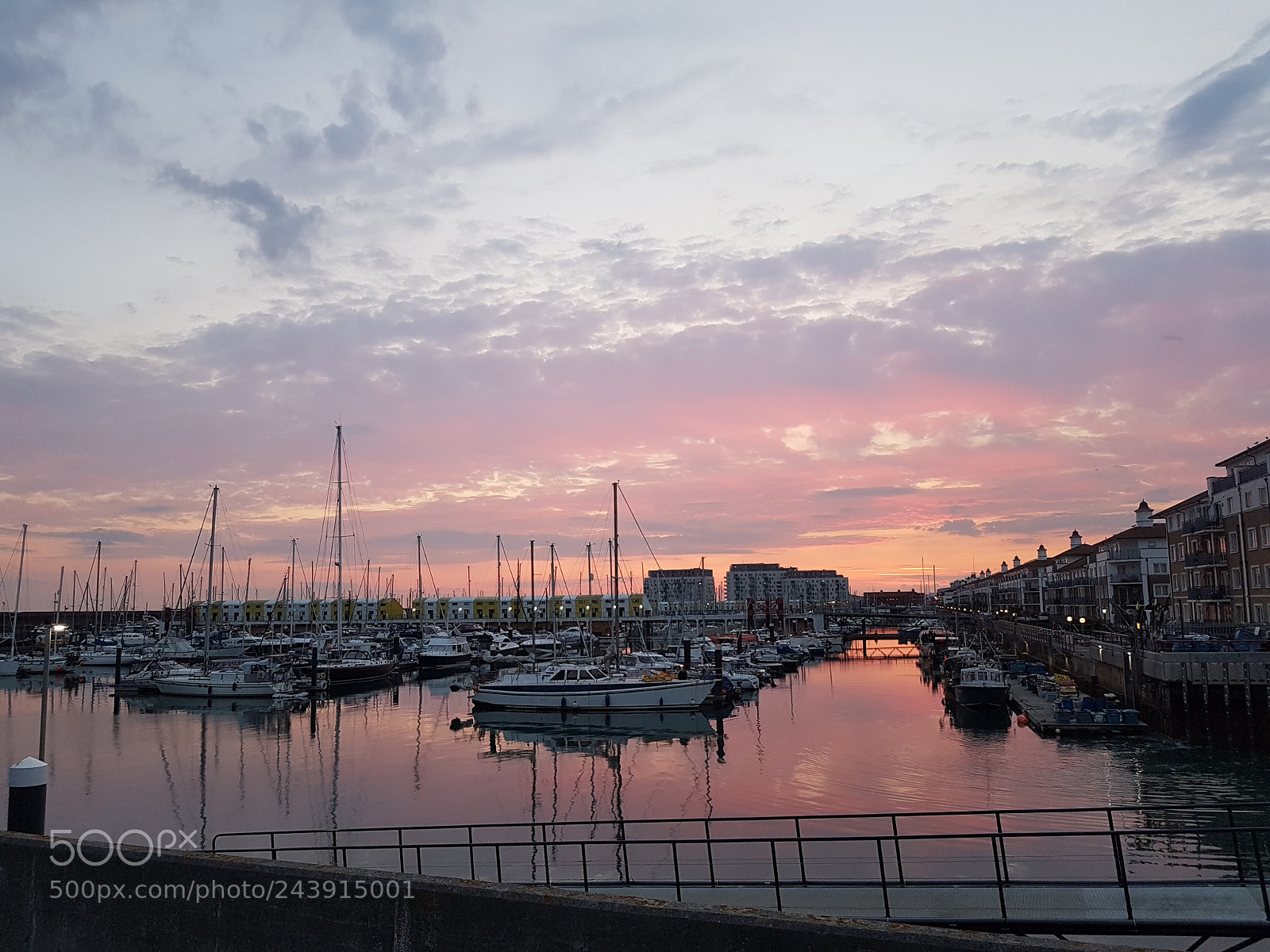 Samsung Galaxy S7 sample photo. Brighton marina photography