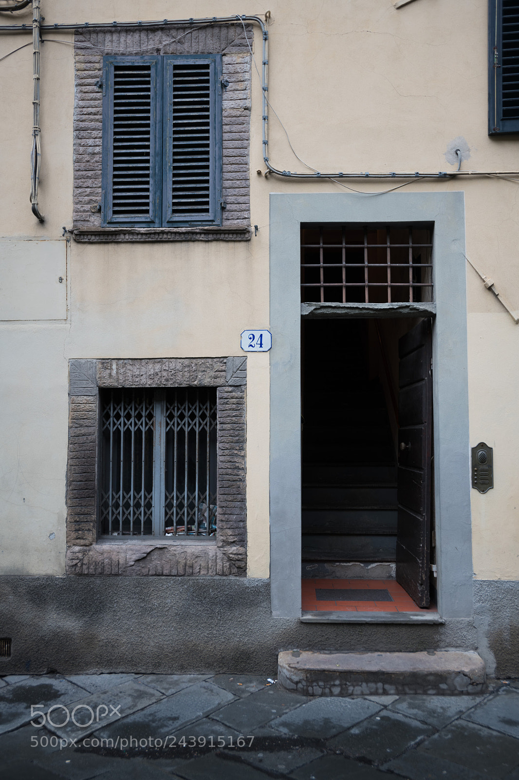 Nikon D850 sample photo. Door & stairs, lucca photography