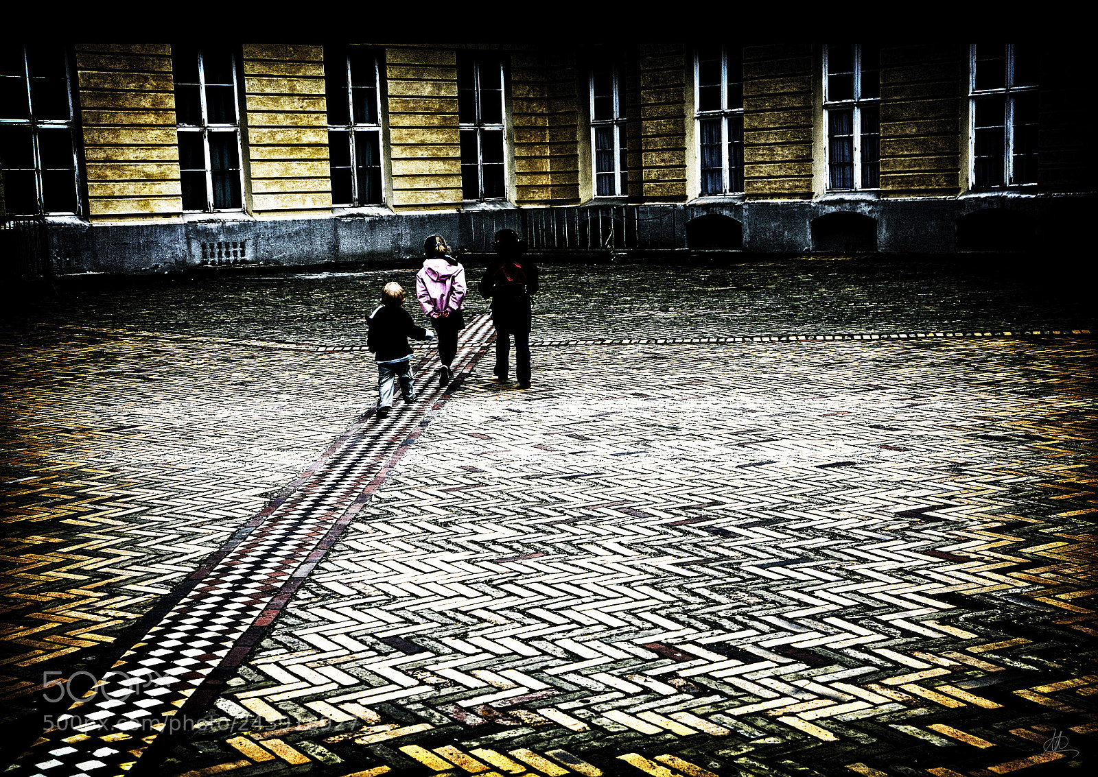 Canon EOS 5D sample photo. Berlino something disturbing photography