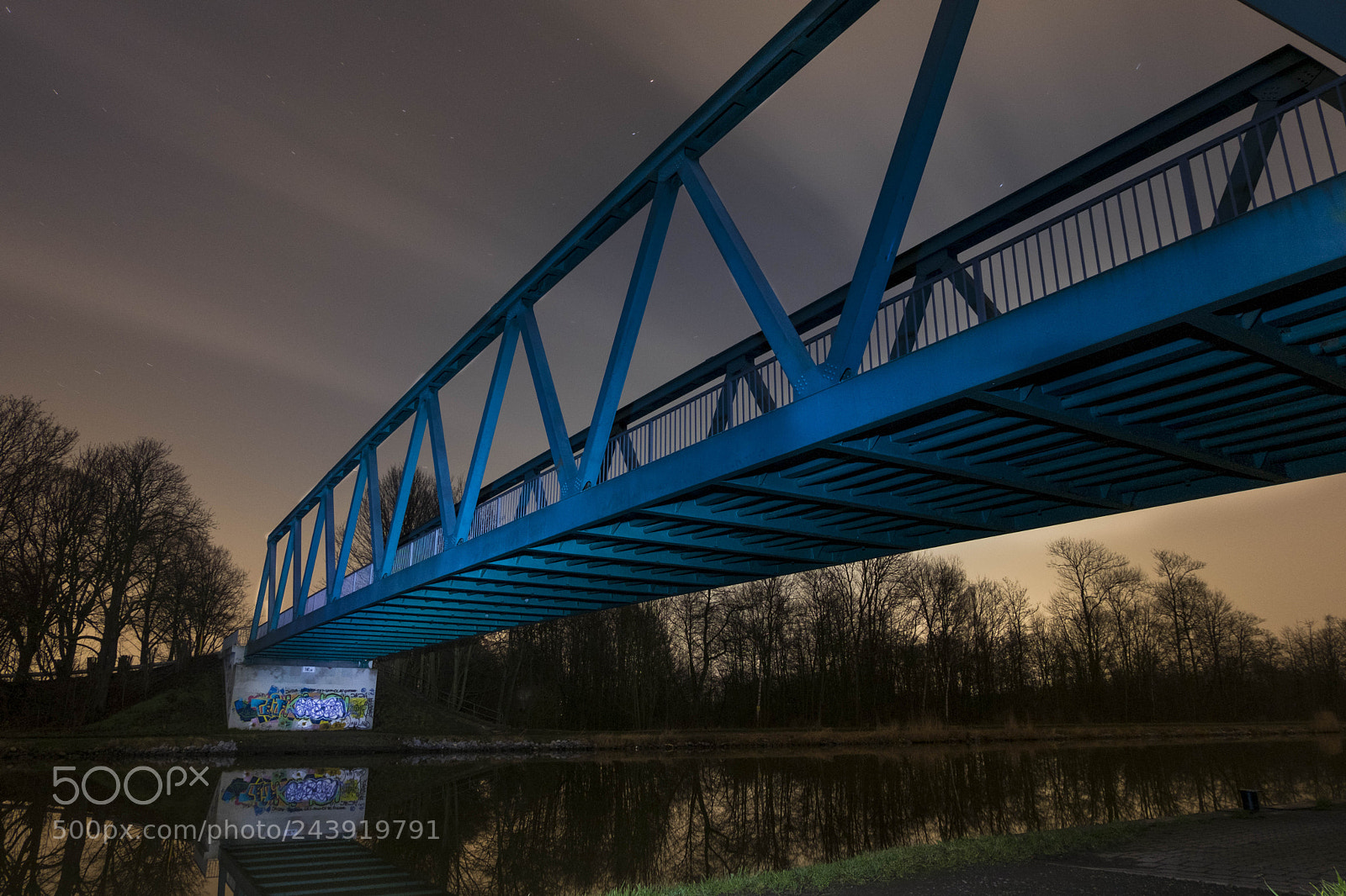 Fujifilm X-T20 sample photo. Blue bridge photography