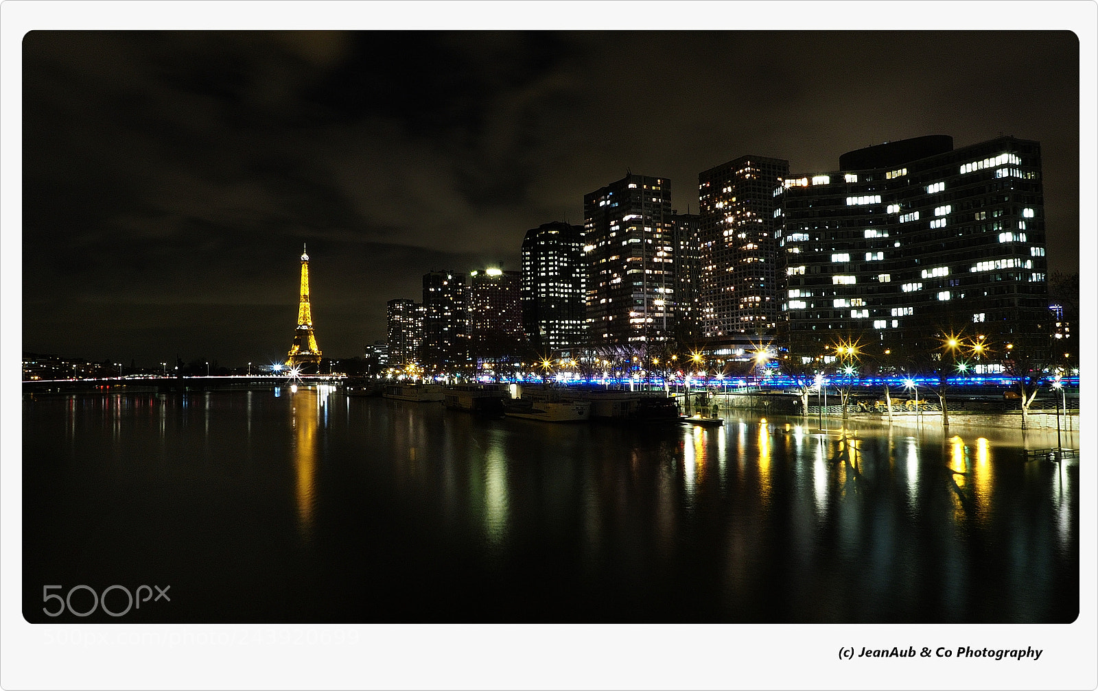 Olympus OM-D E-M5 II sample photo. City of lights photography