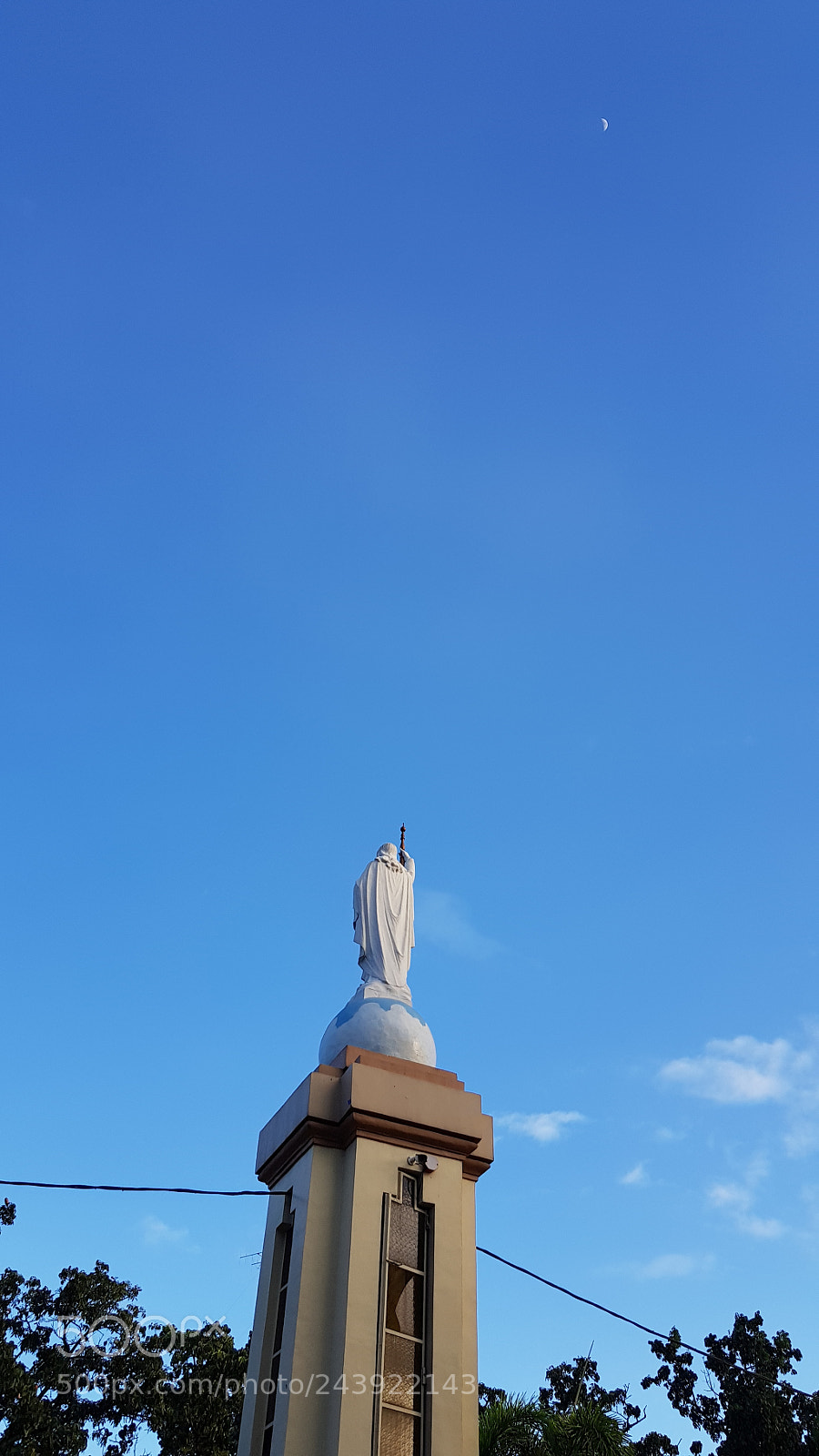 Samsung Galaxy S8 sample photo. Standingunderthebluesky.jpg photography
