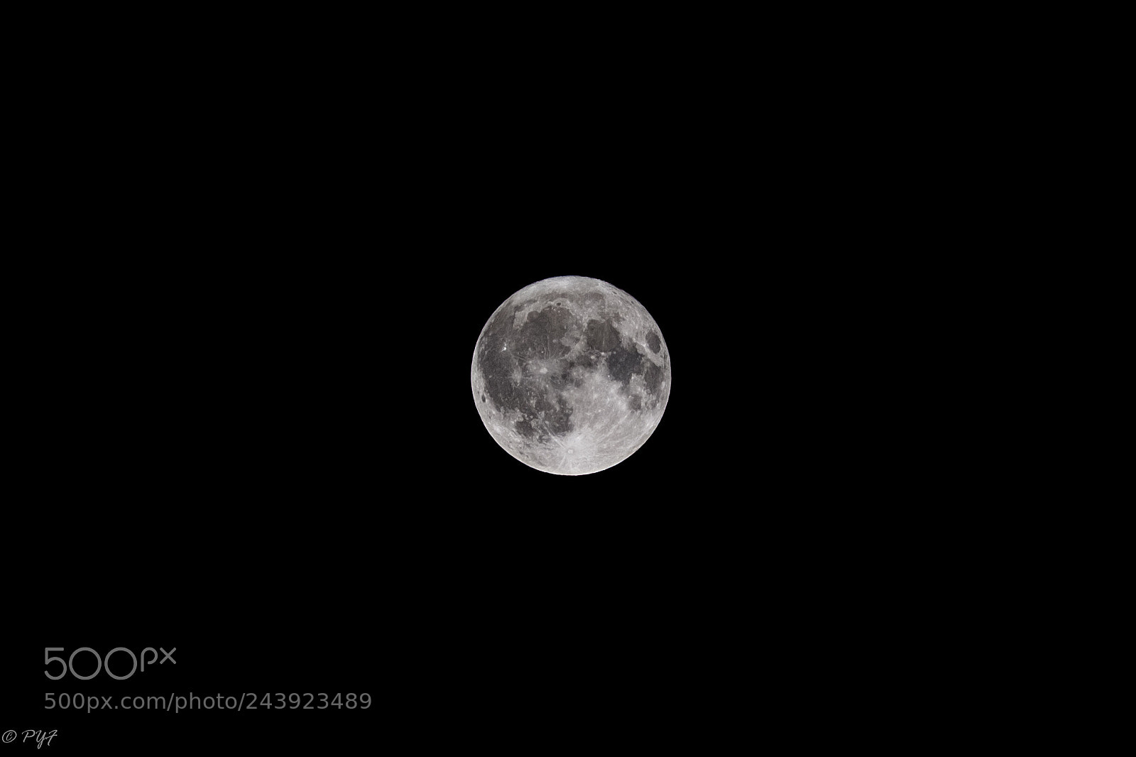 Fujifilm X-M1 sample photo. Full moon photography