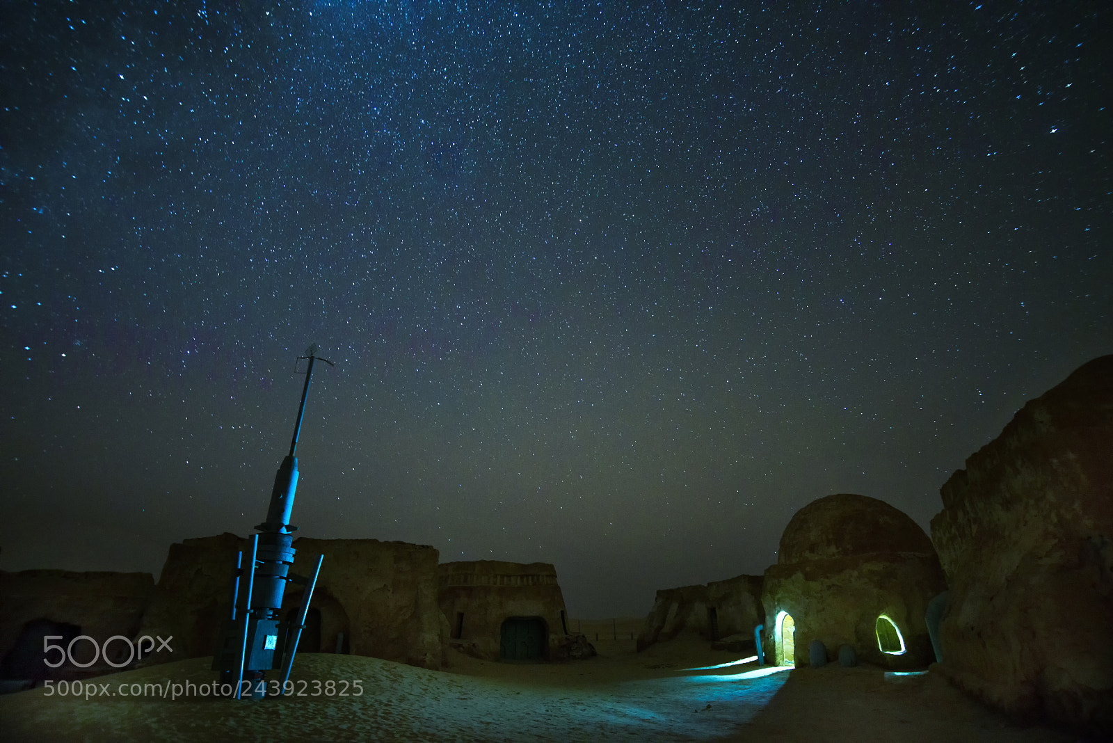 Nikon D800 sample photo. Spaceport mos eisley photography