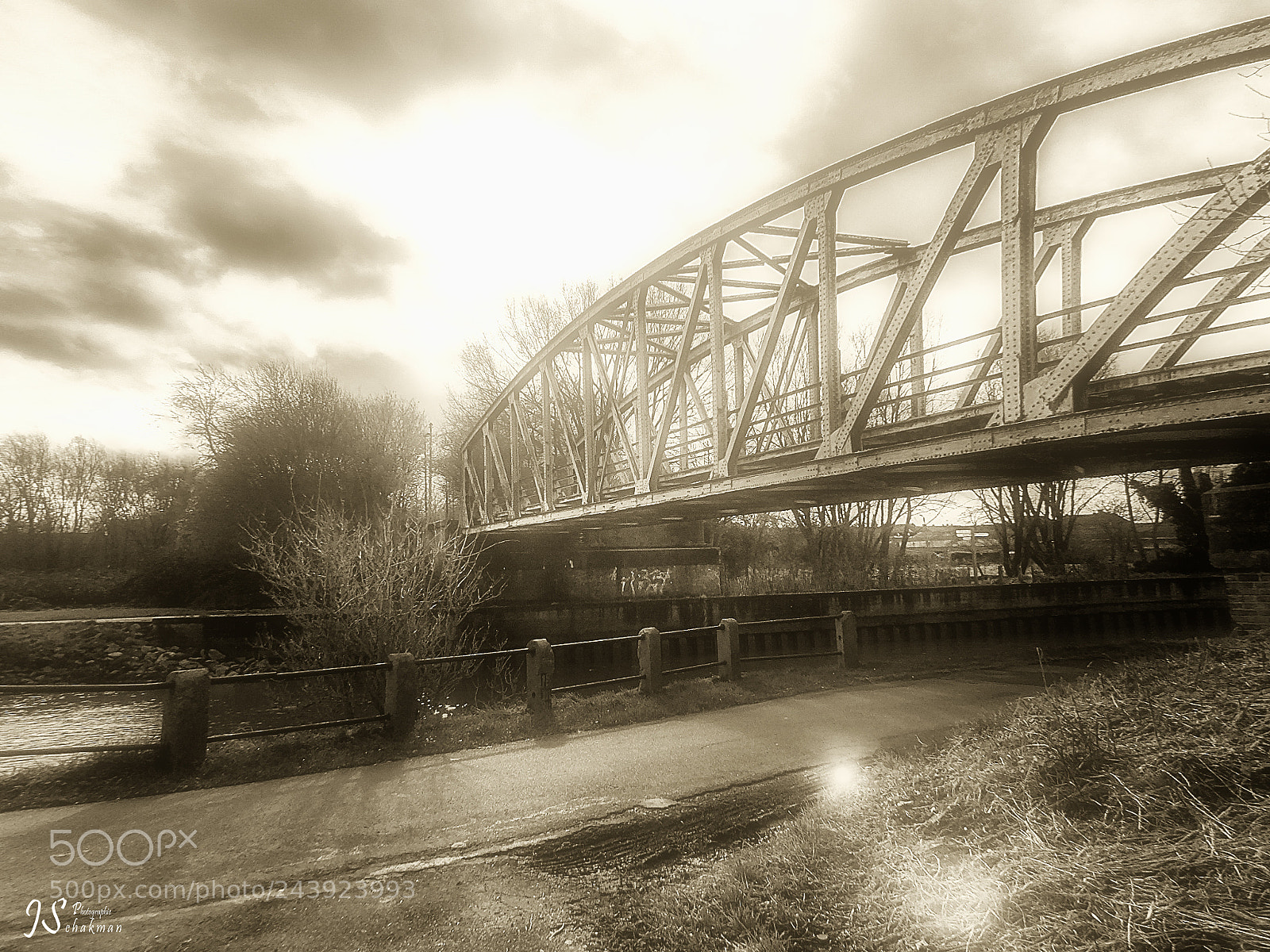 Fujifilm FinePix HS30EXR sample photo. Pont de frelinghien photography