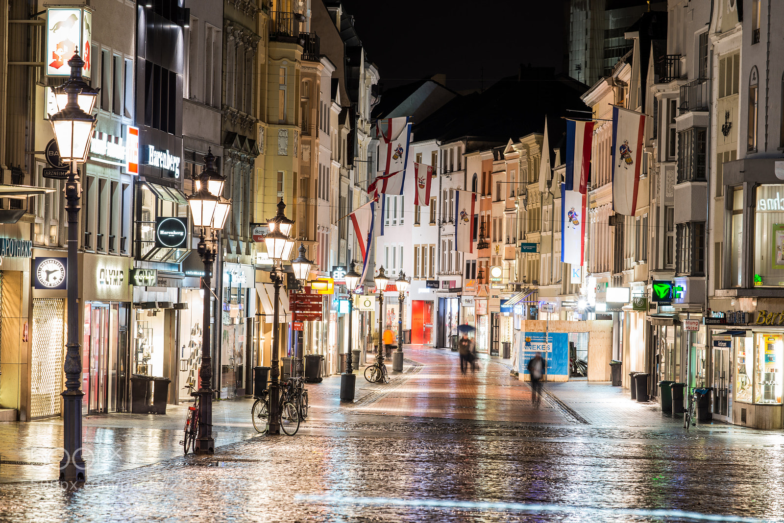 Nikon D800 sample photo. Glowing night photography