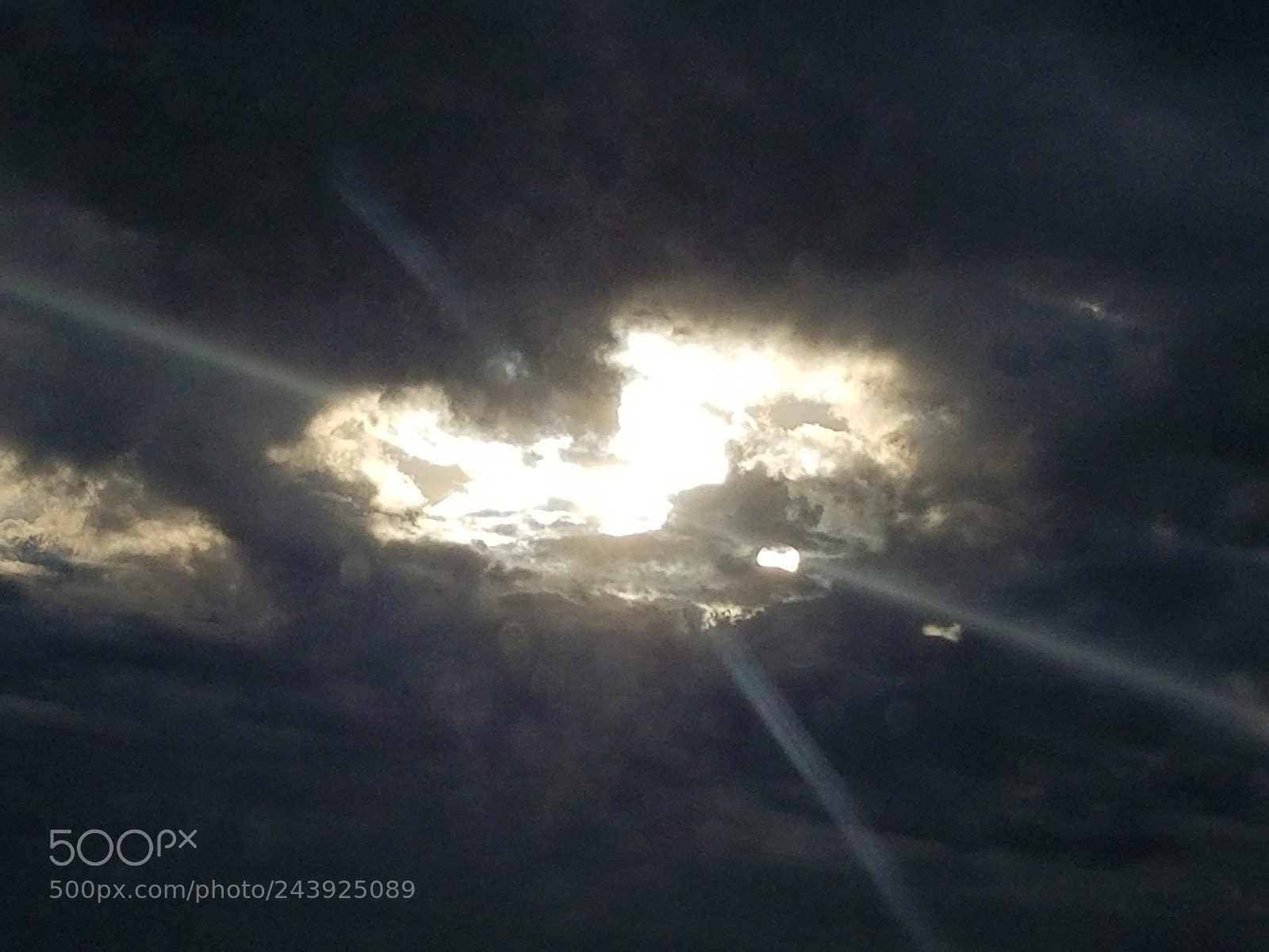 Samsung Galaxy S8 sample photo. Rain is coming photography