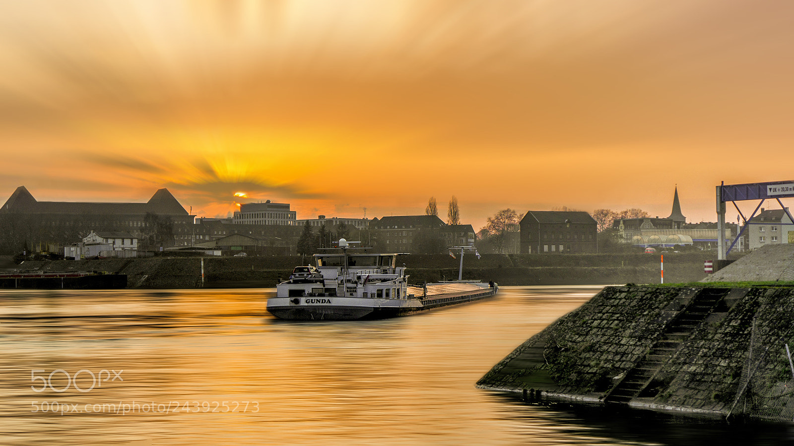 Sony Alpha NEX-5R sample photo. Ruhr river photography
