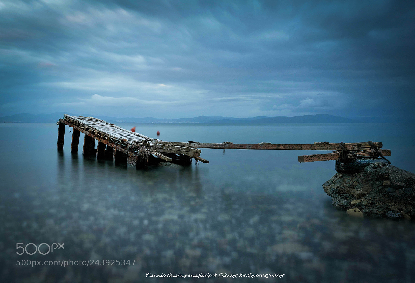 Nikon D810 sample photo. The little unsafe pier photography