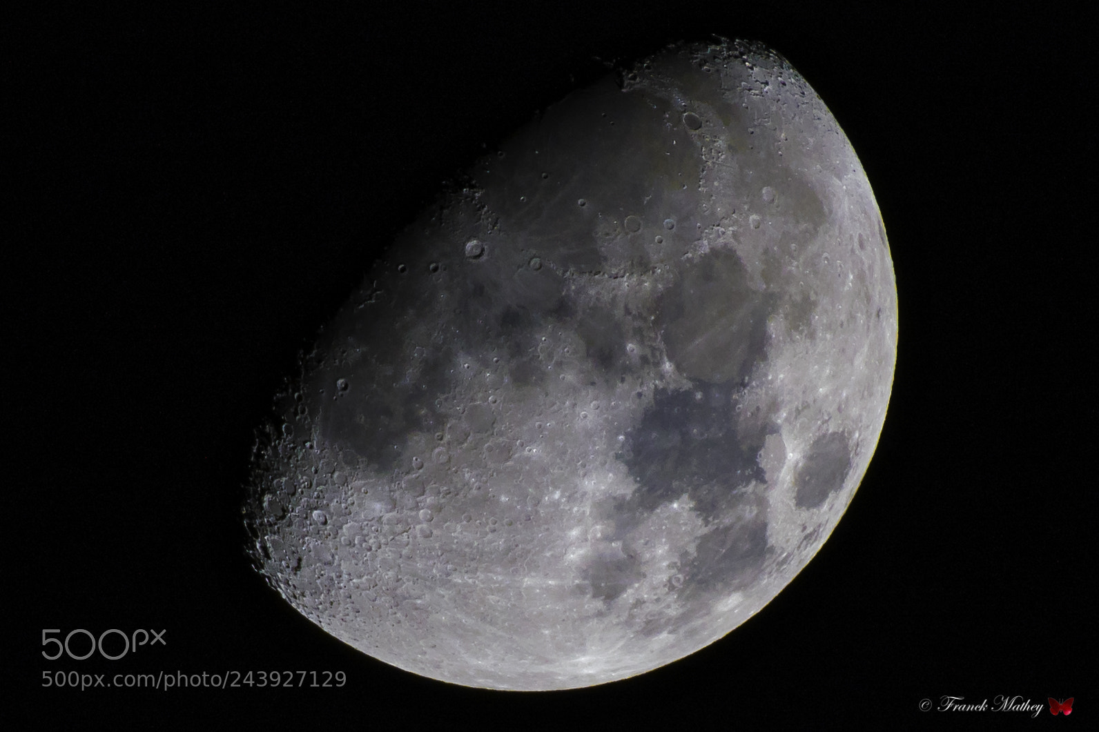 Nikon D850 sample photo. Premier quartier de lune photography