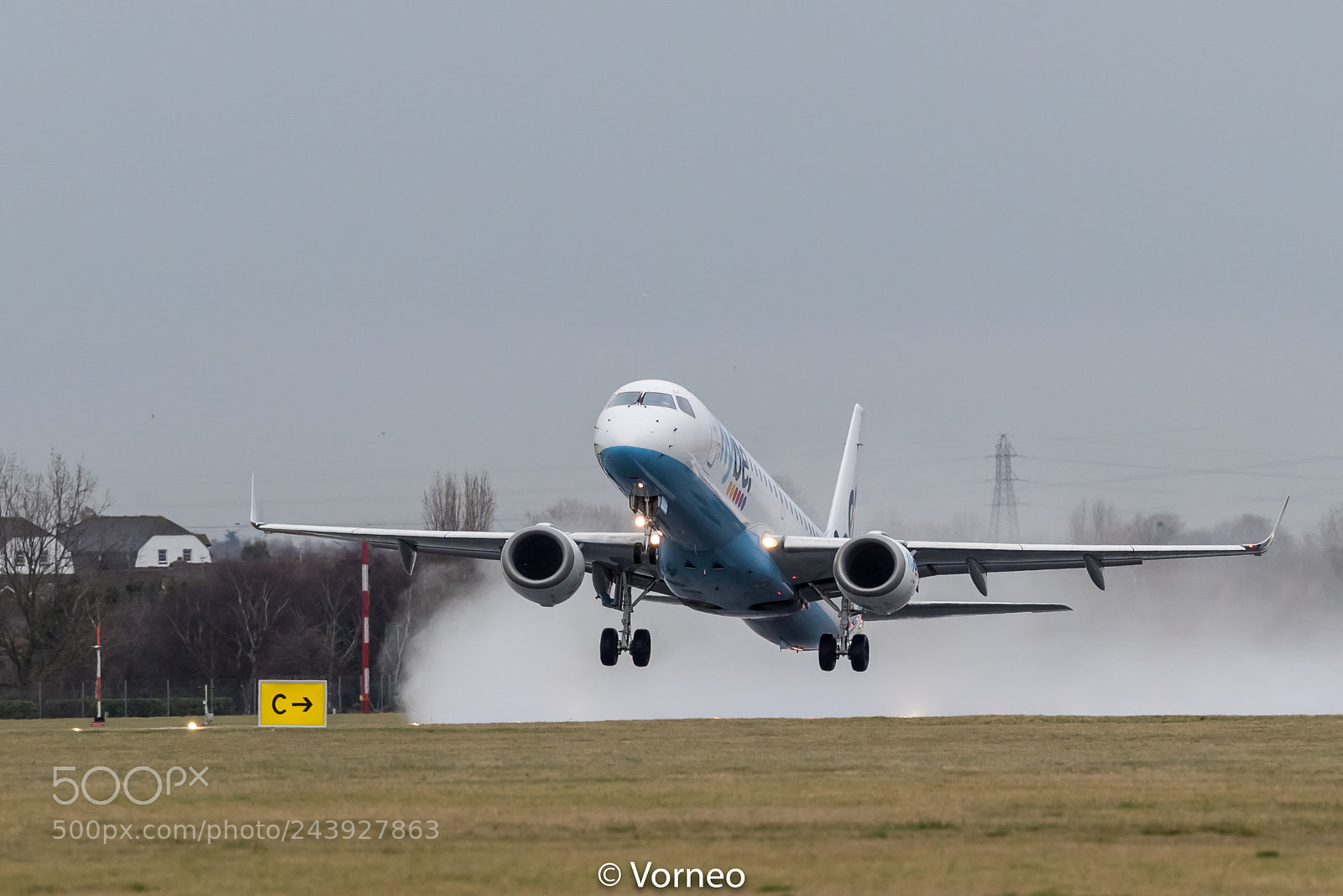 Canon EOS-1D X Mark II sample photo. Flybe-0002.jpg photography
