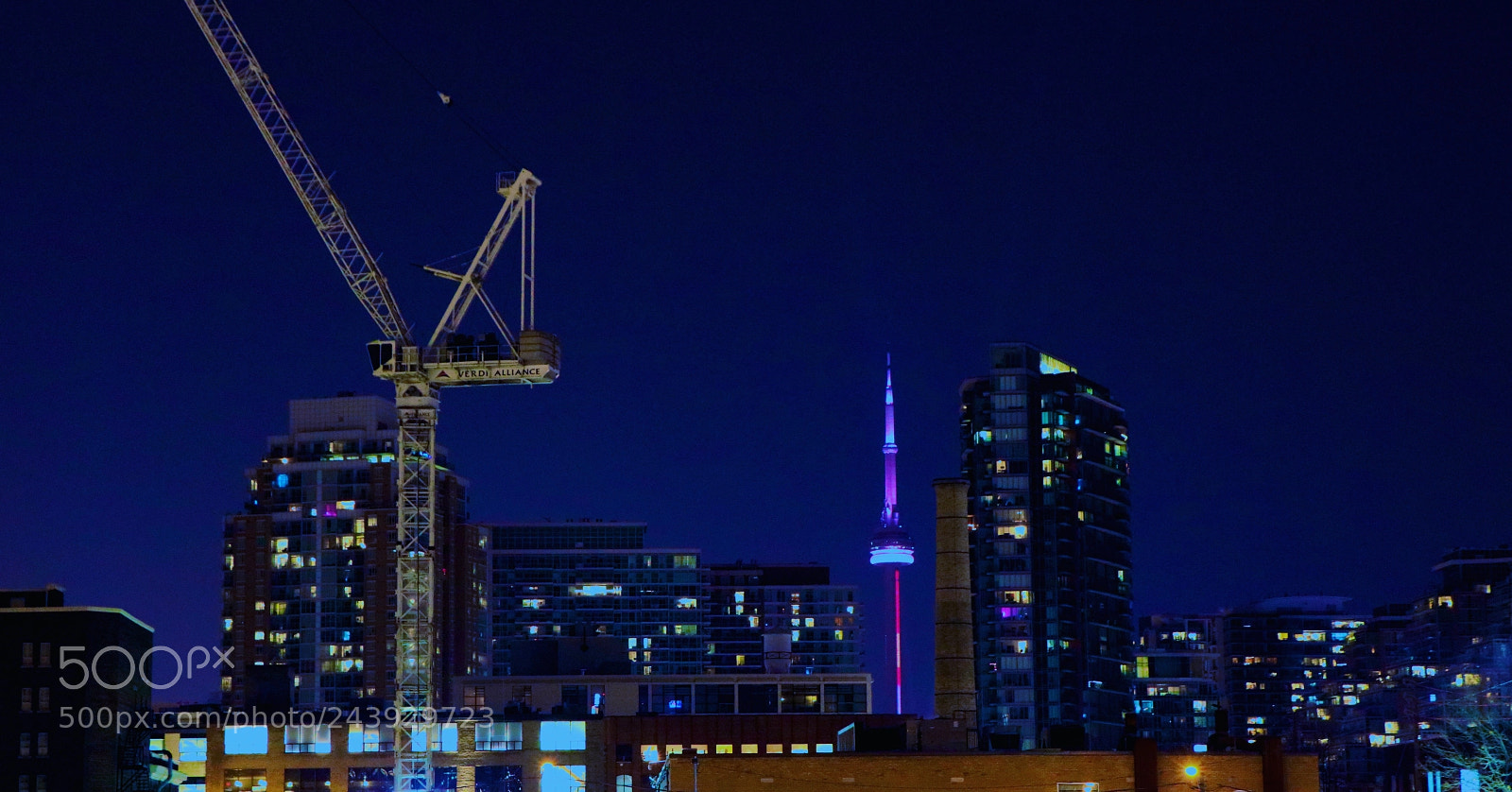 Canon EOS 750D (EOS Rebel T6i / EOS Kiss X8i) sample photo. Tower and crane photography