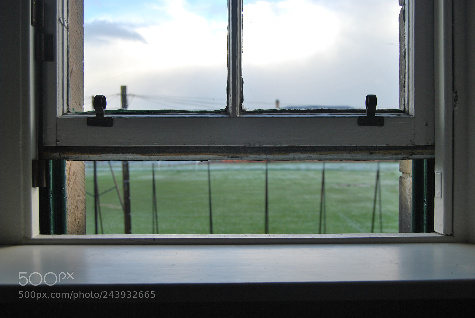 Nikon D60 sample photo. Window photography