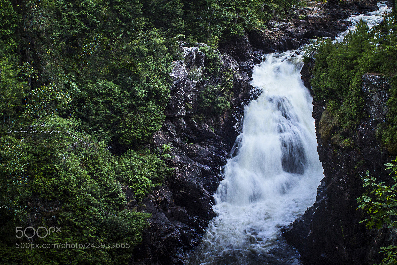 Canon EOS 100D (EOS Rebel SL1 / EOS Kiss X7) sample photo. Darwin's waterfalls photography