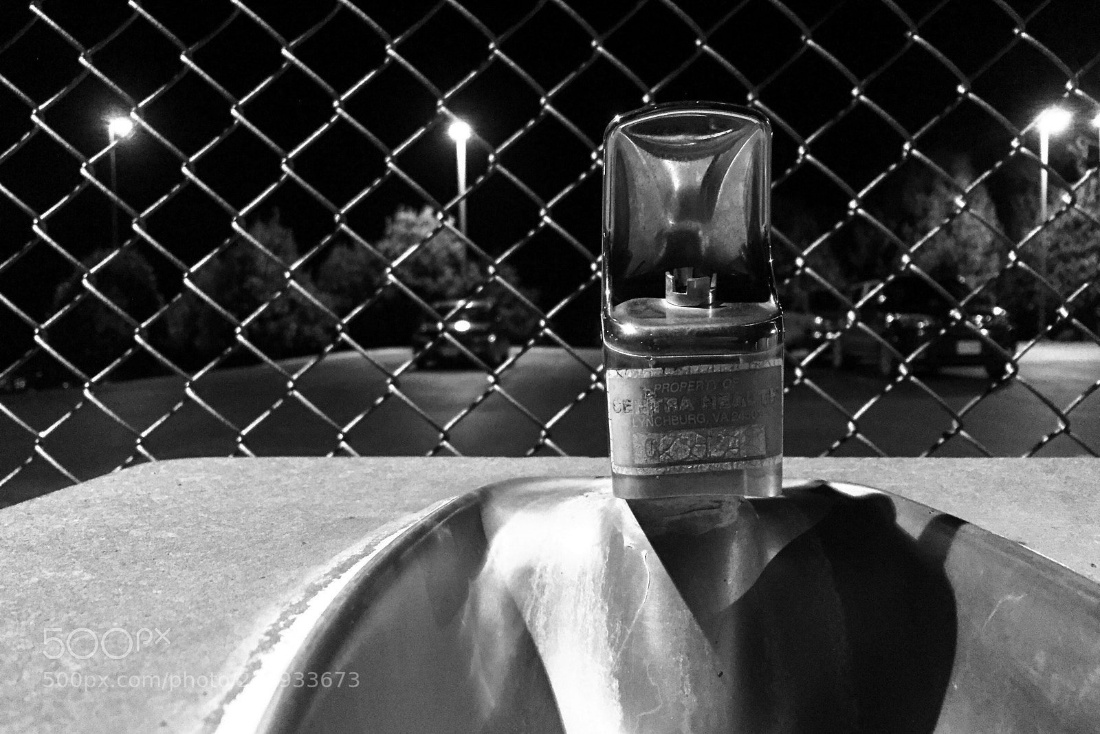 Apple iPhone 6 sample photo. Fence & fountain photography