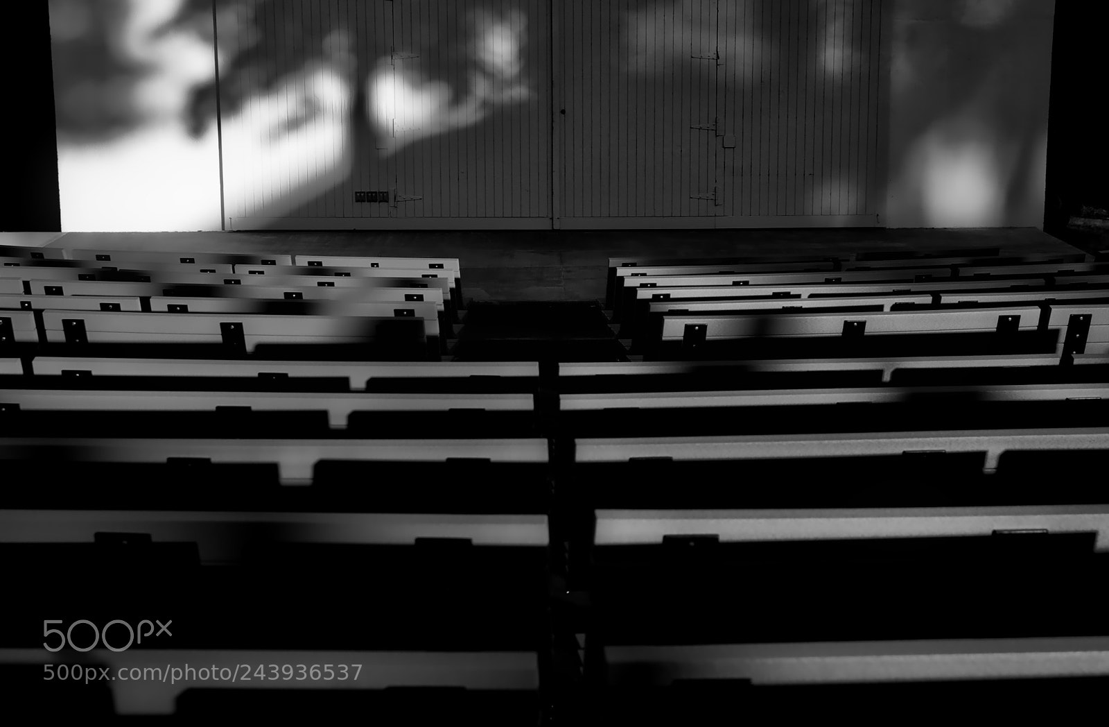 Canon EOS 10D sample photo. Outdoor arena photography