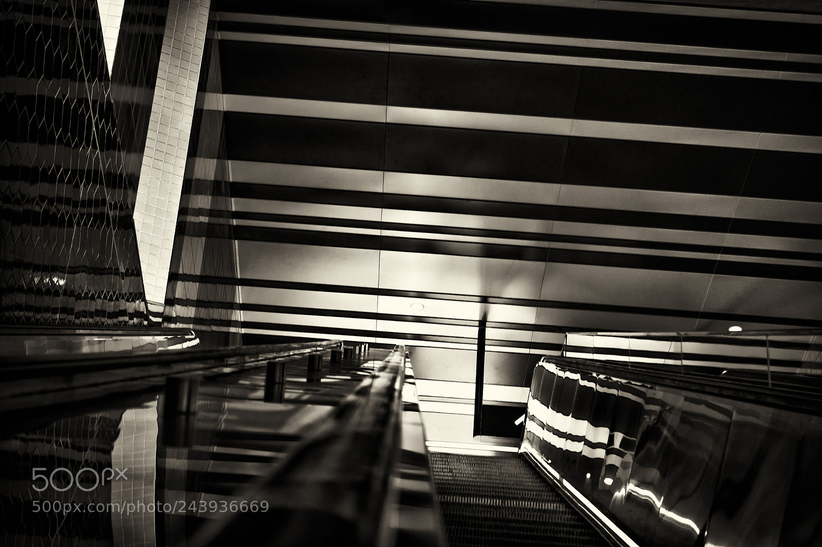 Nikon D5500 sample photo. Ttc station art photography