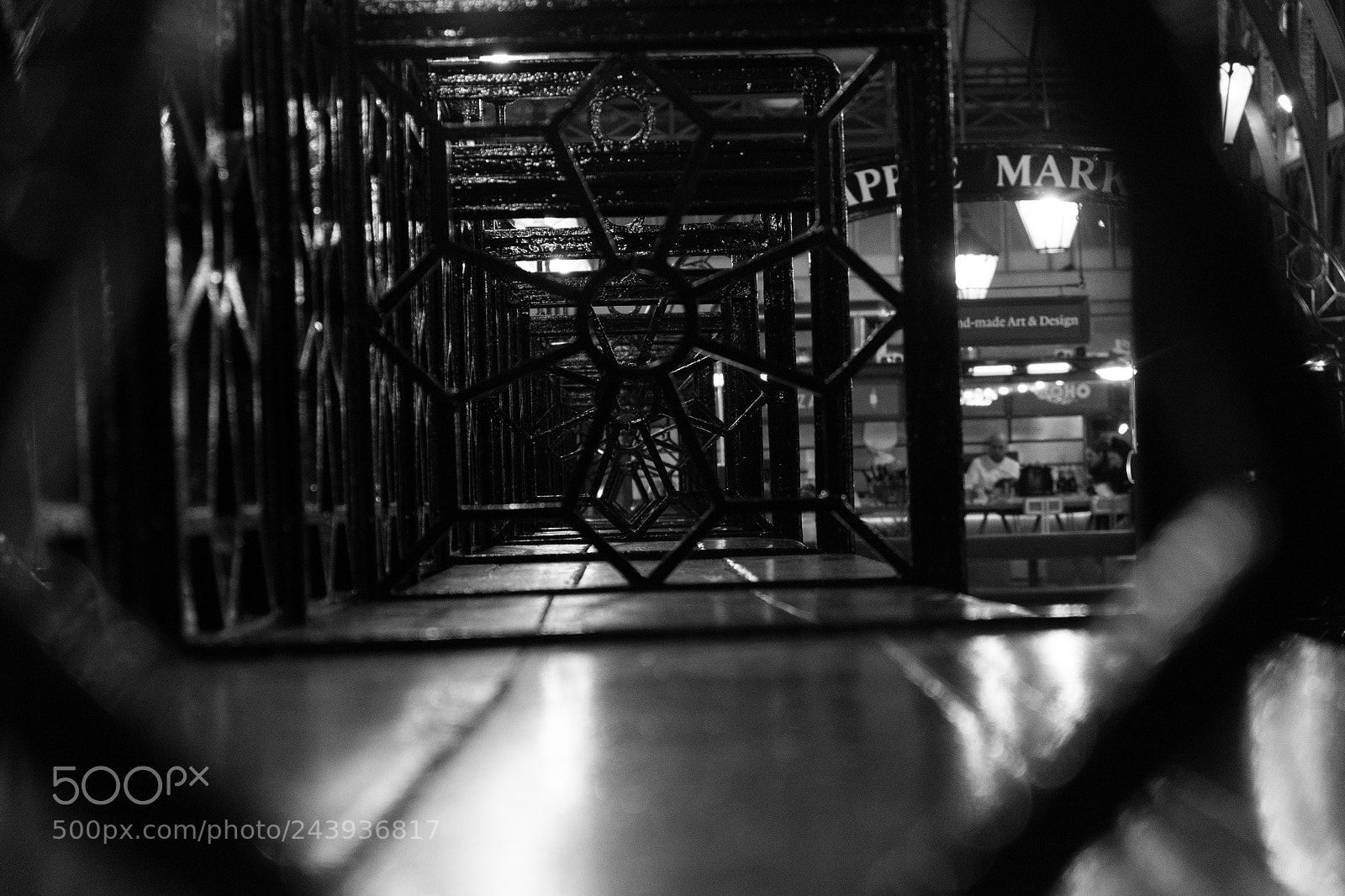 Fujifilm X-T10 sample photo. Bokeh apple market photography