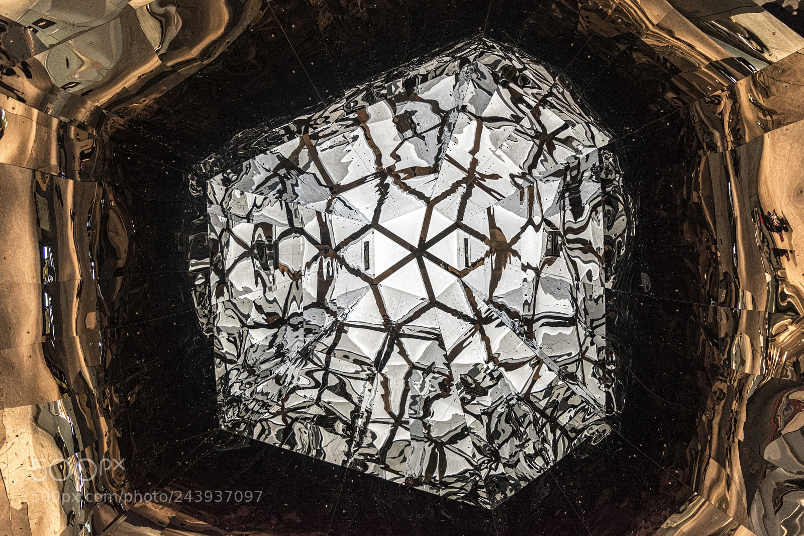 Nikon D5500 sample photo. Ttc station art photography