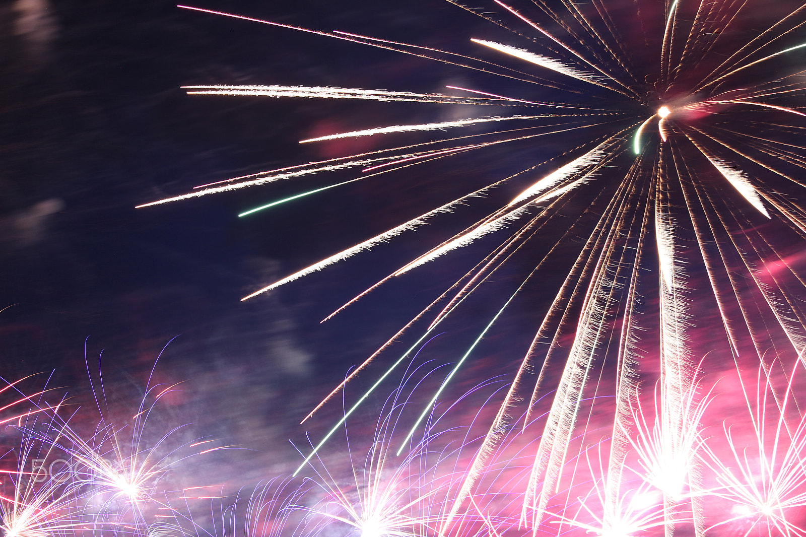 Canon EOS 550D (EOS Rebel T2i / EOS Kiss X4) sample photo. Fireworks photography