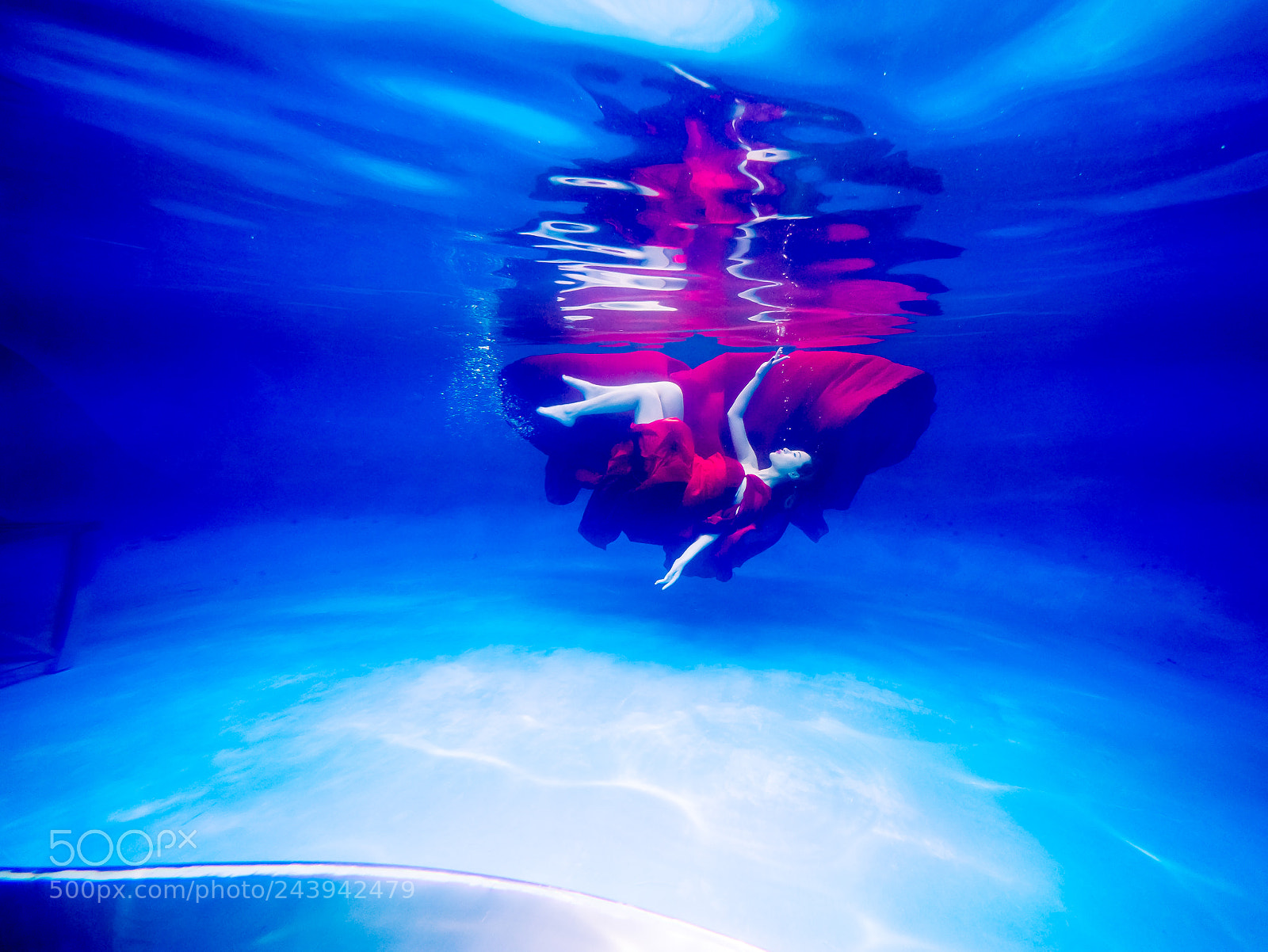 Panasonic Lumix DMC-GX7 sample photo. Lovely mermaid underwater bride photography